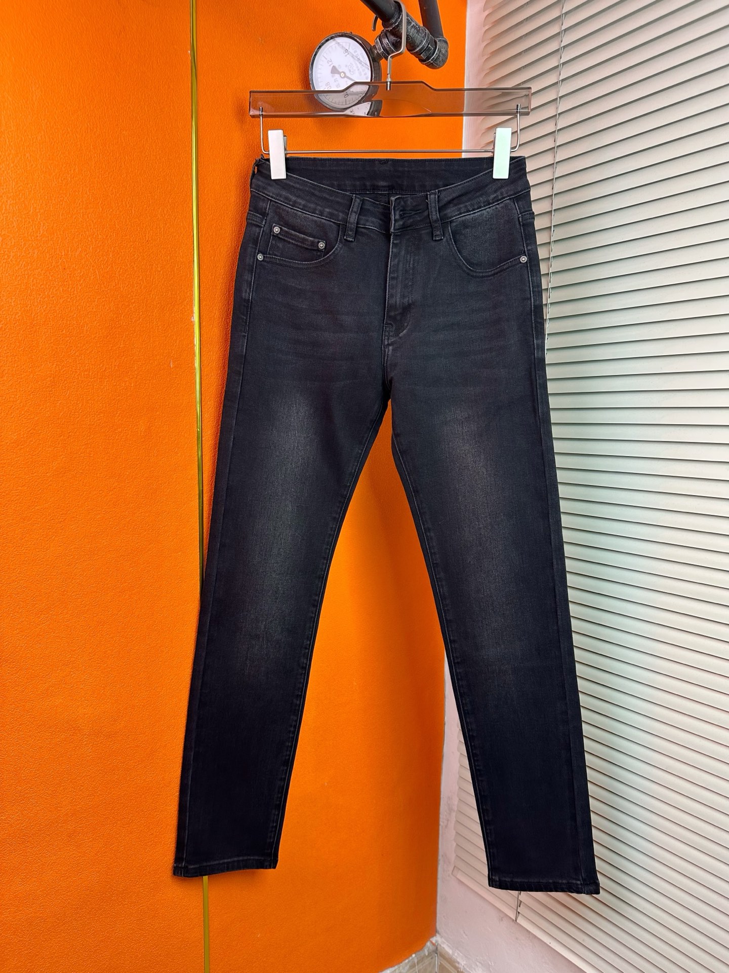 D&Gスタイルのファッショナブルなメンズデニムパンツ - 秋冬新作