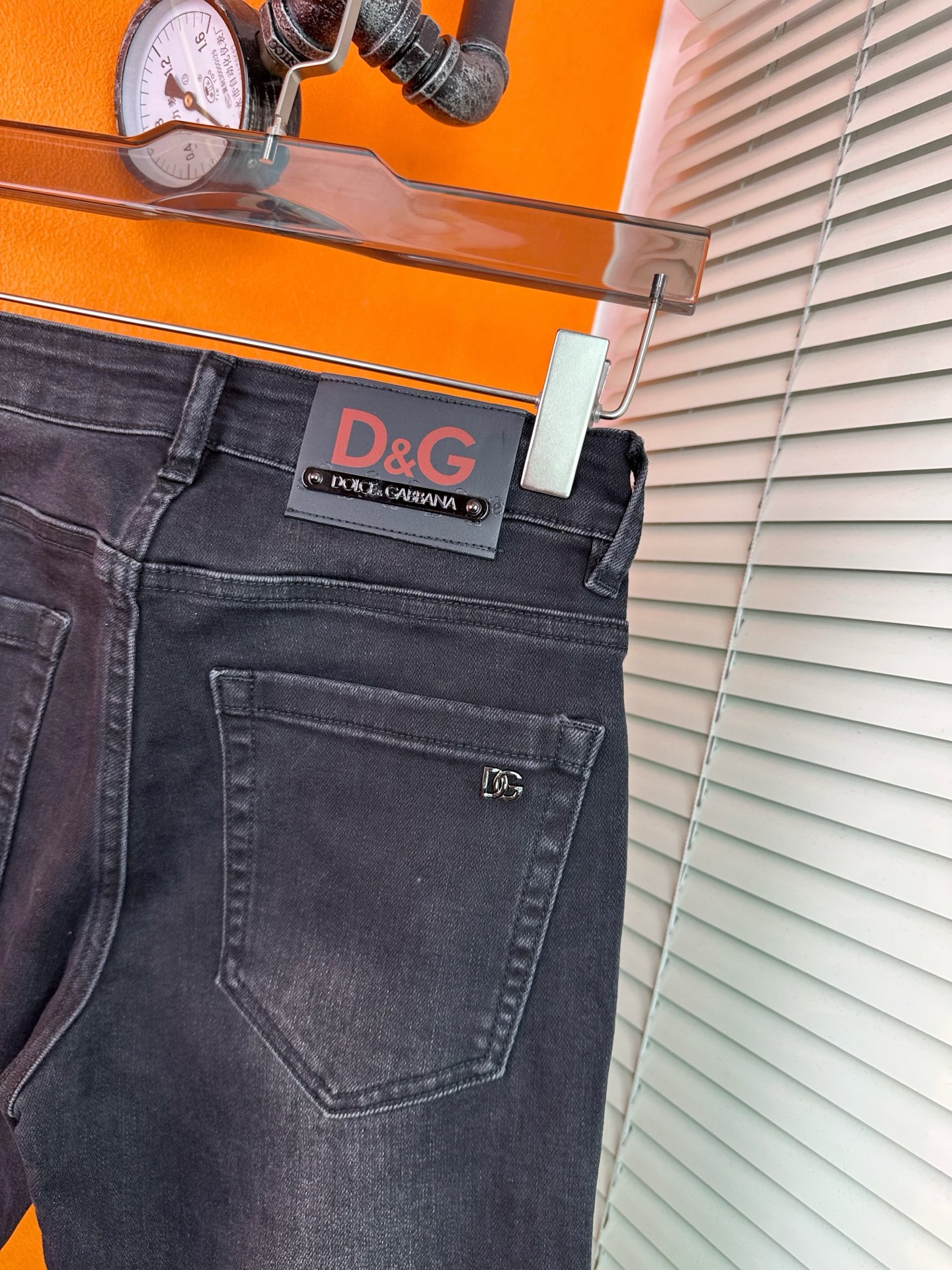 D&Gスタイルのファッショナブルなメンズデニムパンツ - 秋冬新作