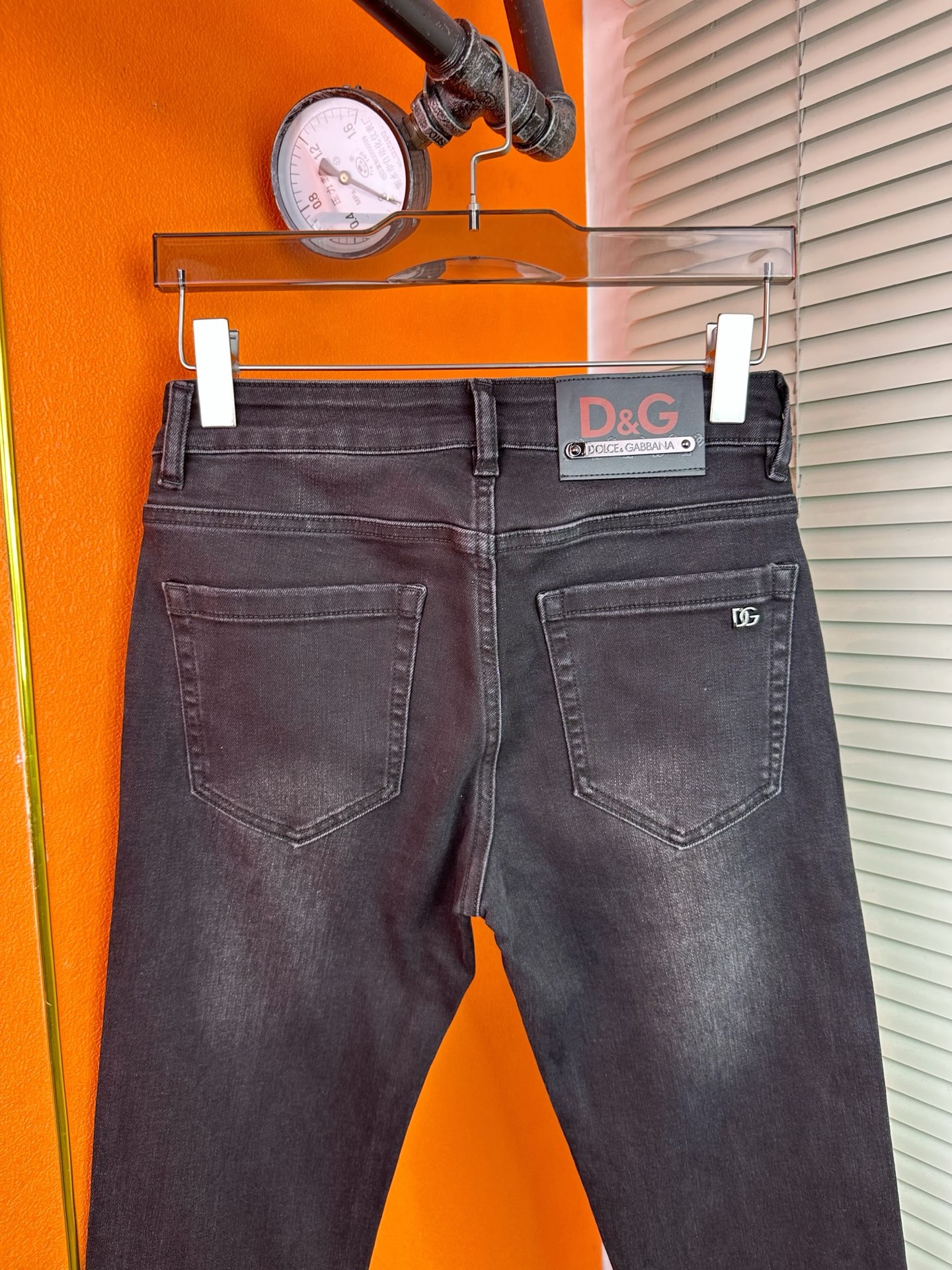 D&Gスタイルのファッショナブルなメンズデニムパンツ - 秋冬新作