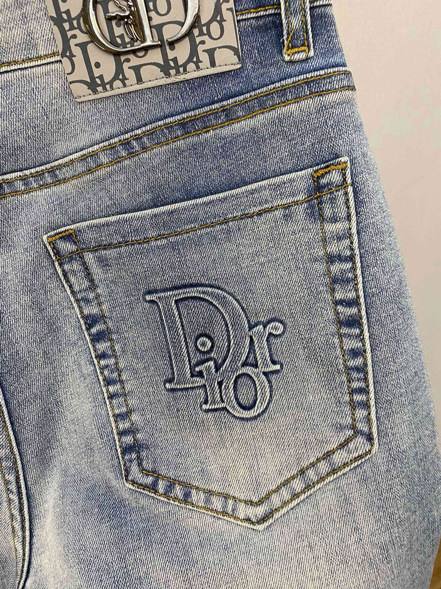 ディオ 秋冬新品 メンズ スリムフィットデニムパンツ