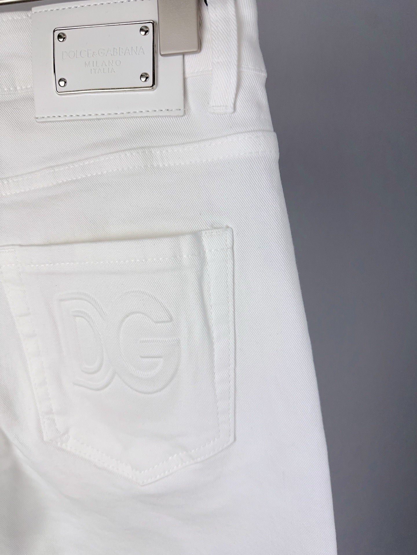 D&G 秋冬新作 牛仔長裤 - 弾力小脚修身デザイン