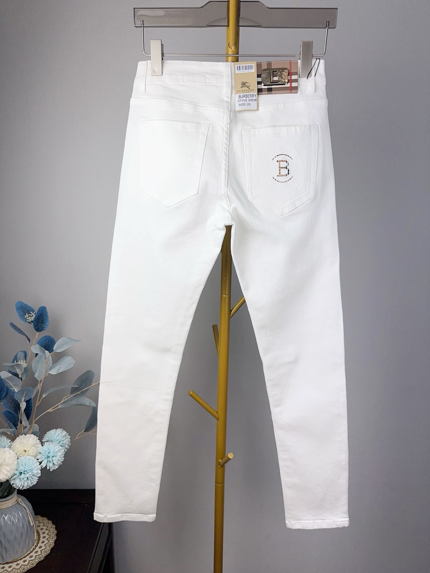 巴宝莉 秋冬新作 メンズ スリムフィット デニムパンツ