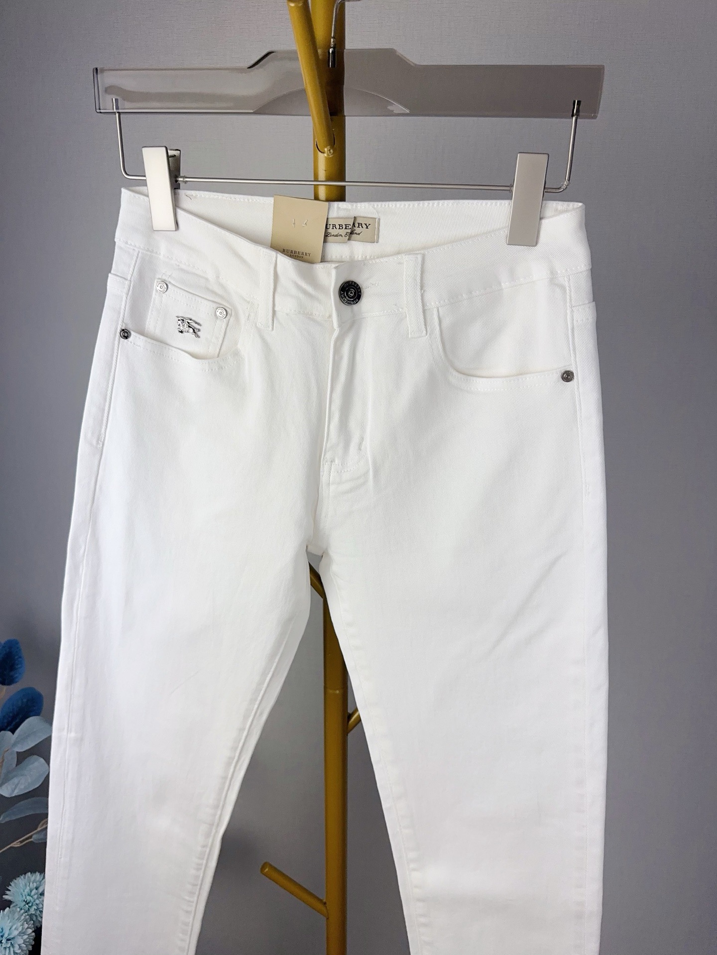 巴宝莉 秋冬新作 メンズ スリムフィット デニムパンツ