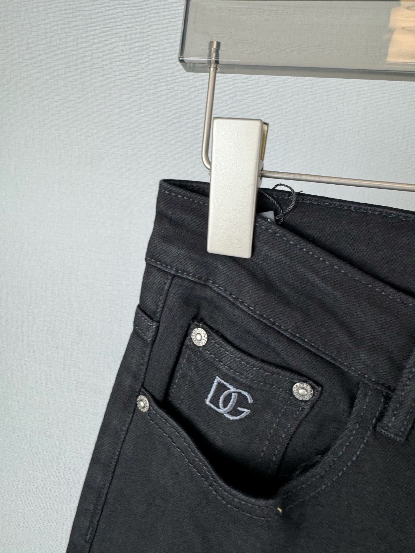 D&G 秋冬新作 牛仔長褲 弾力小脚修身版