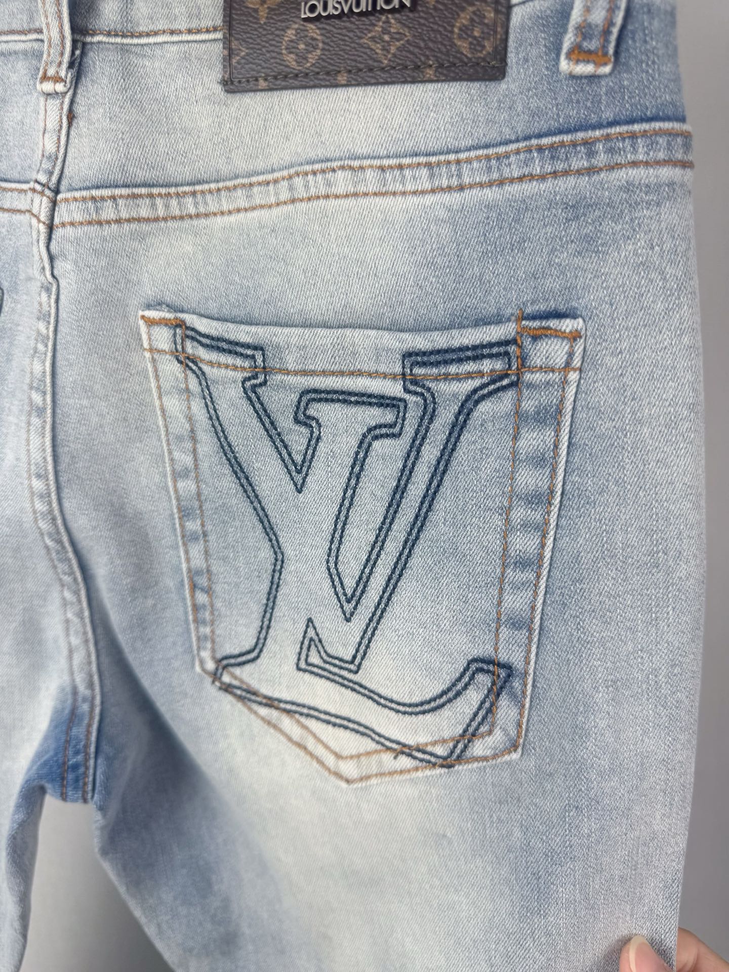 LV 秋冬新作 メンズファッション スリムフィットデニムパンツ