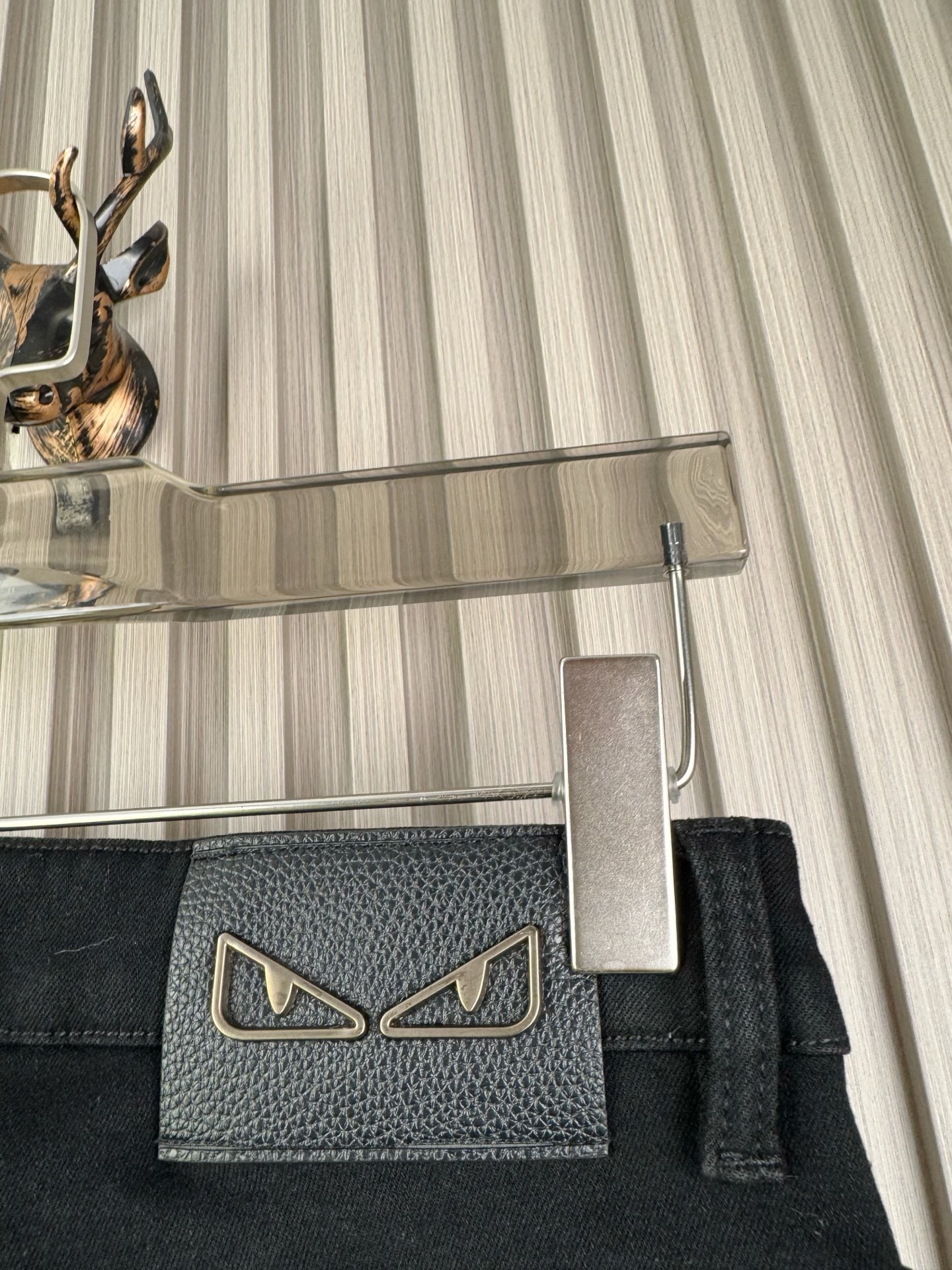 芬迪修身小脚加绒牛仔裤 | 保暖柔软な秋冬スタイル