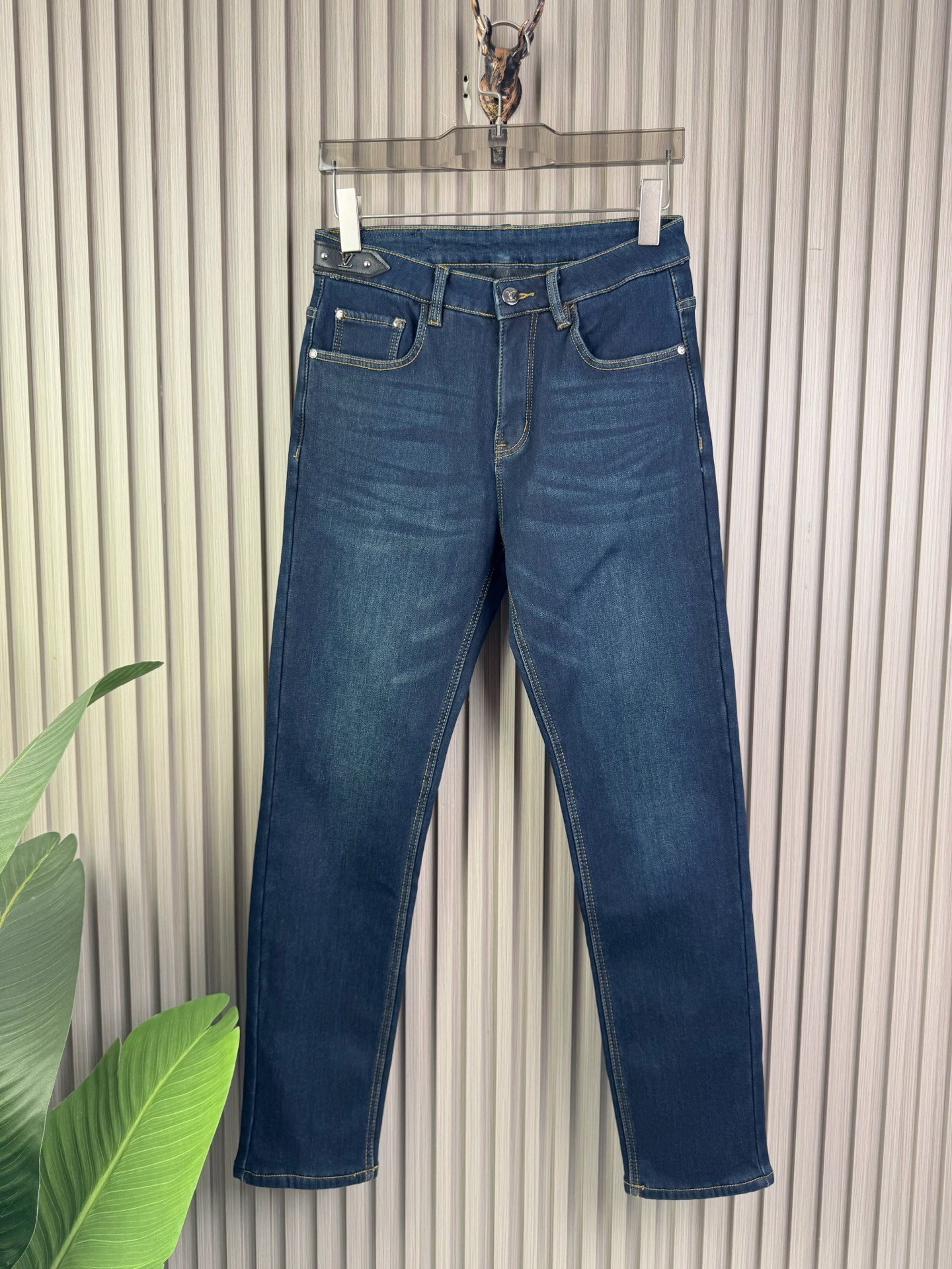 P315 LV 男性用修身小脚加绒牛仔裤 - 柔らかく快適で保温性抜群