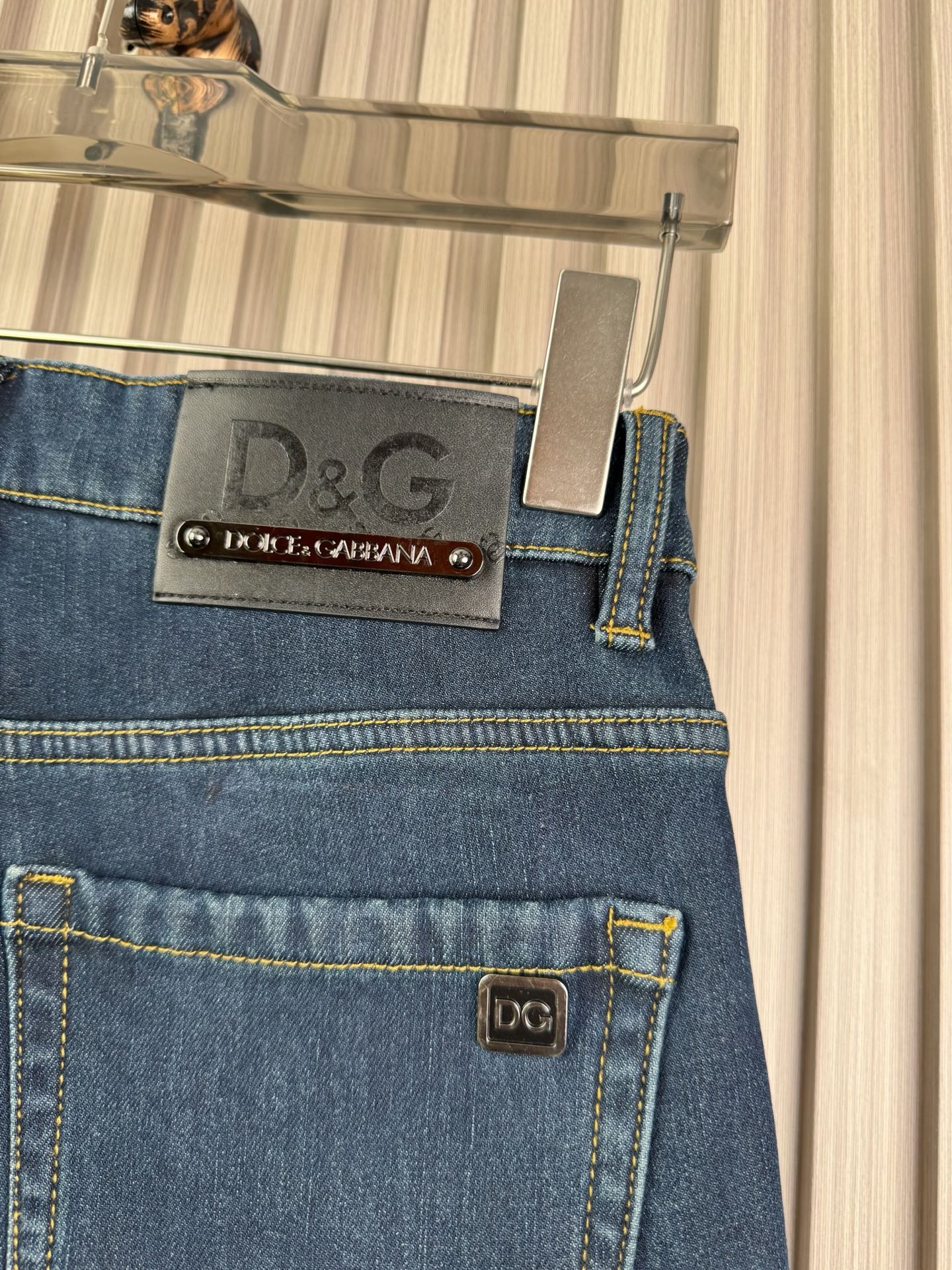 D&G修身小脚加绒牛仔裤 - 保暖性抜群の柔らかいデニム