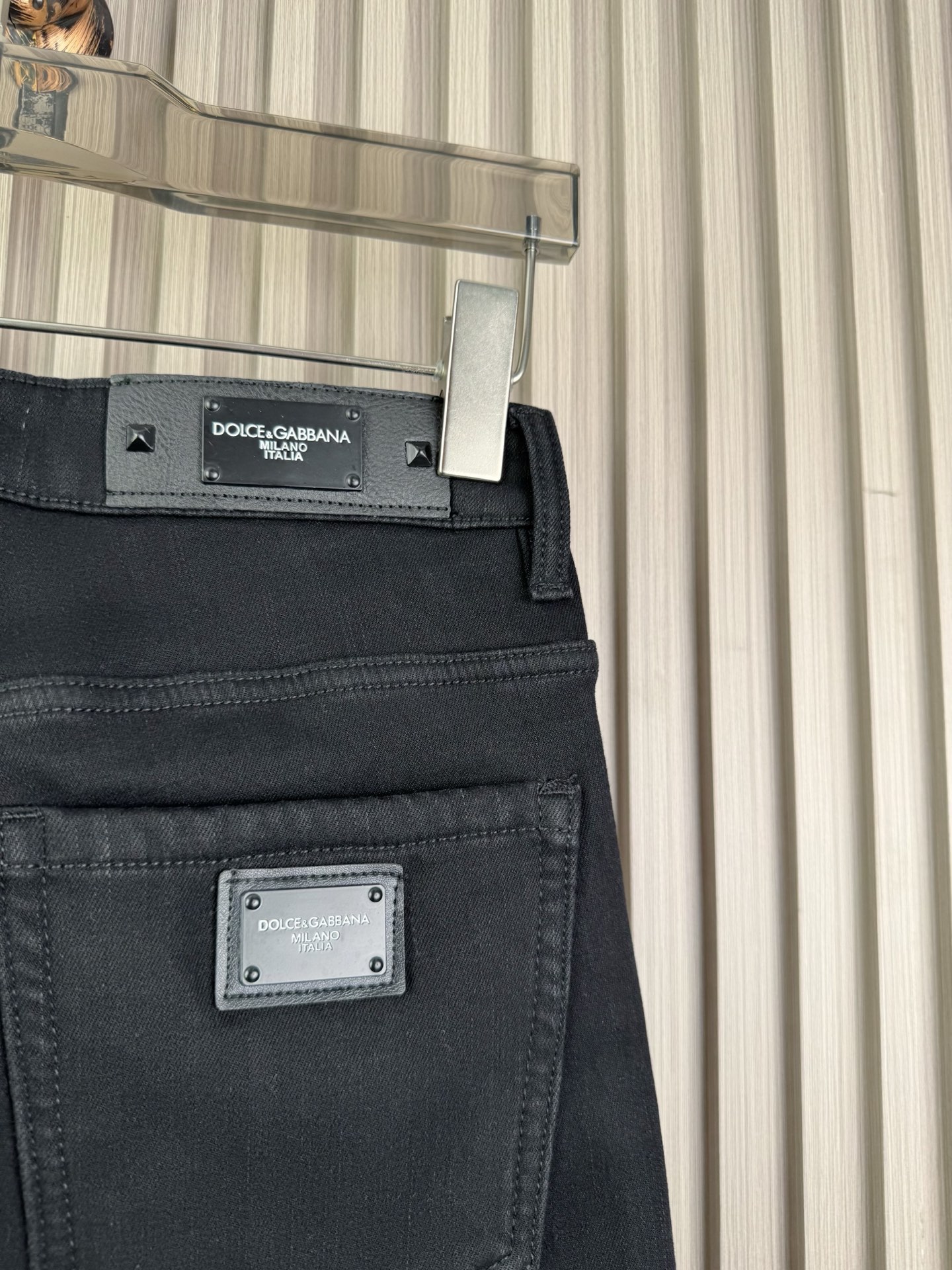 D&G修身小脚加绒牛仔裤 - 柔らかく快適な秋冬アイテム