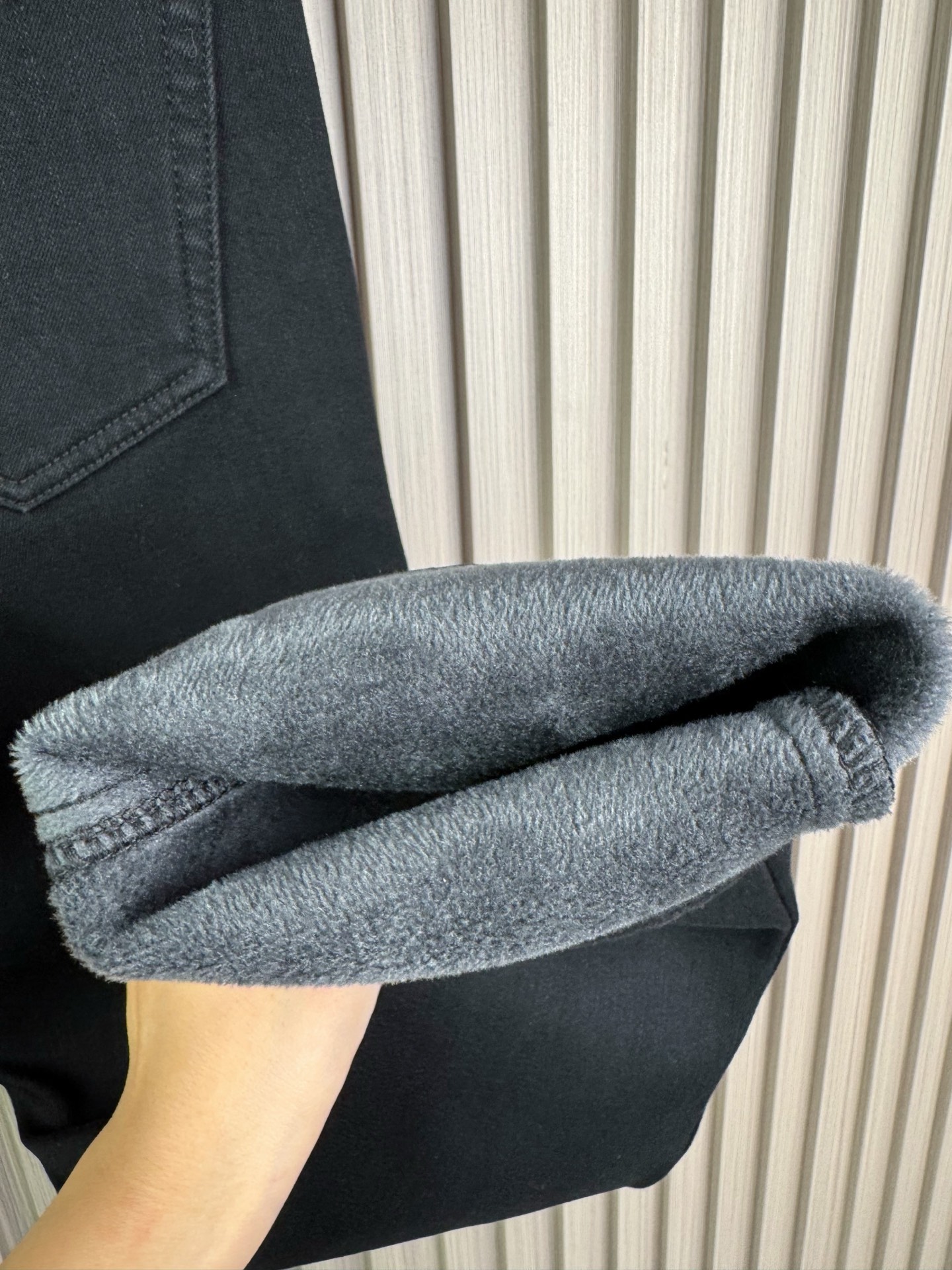 巴宝莉 男士加绒牛仔裤 保暖性抜群の柔らかさ