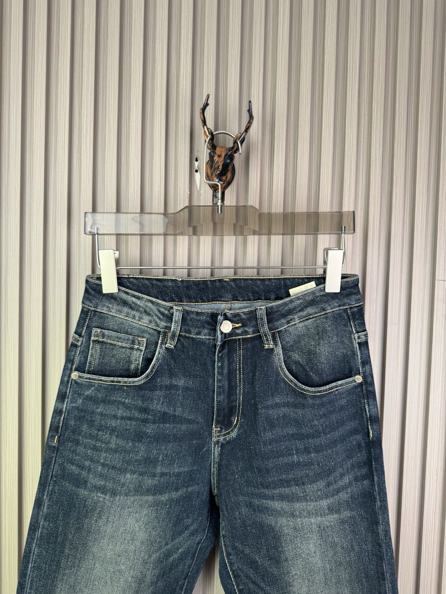 芬迪 男士阔腿直筒牛仔裤 - 柔らかく快適なデザイン