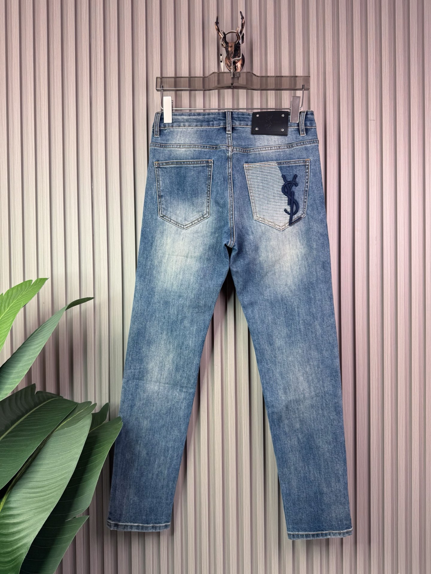 YSL男士修身小脚牛仔裤 - 柔らかく快適な定制面料