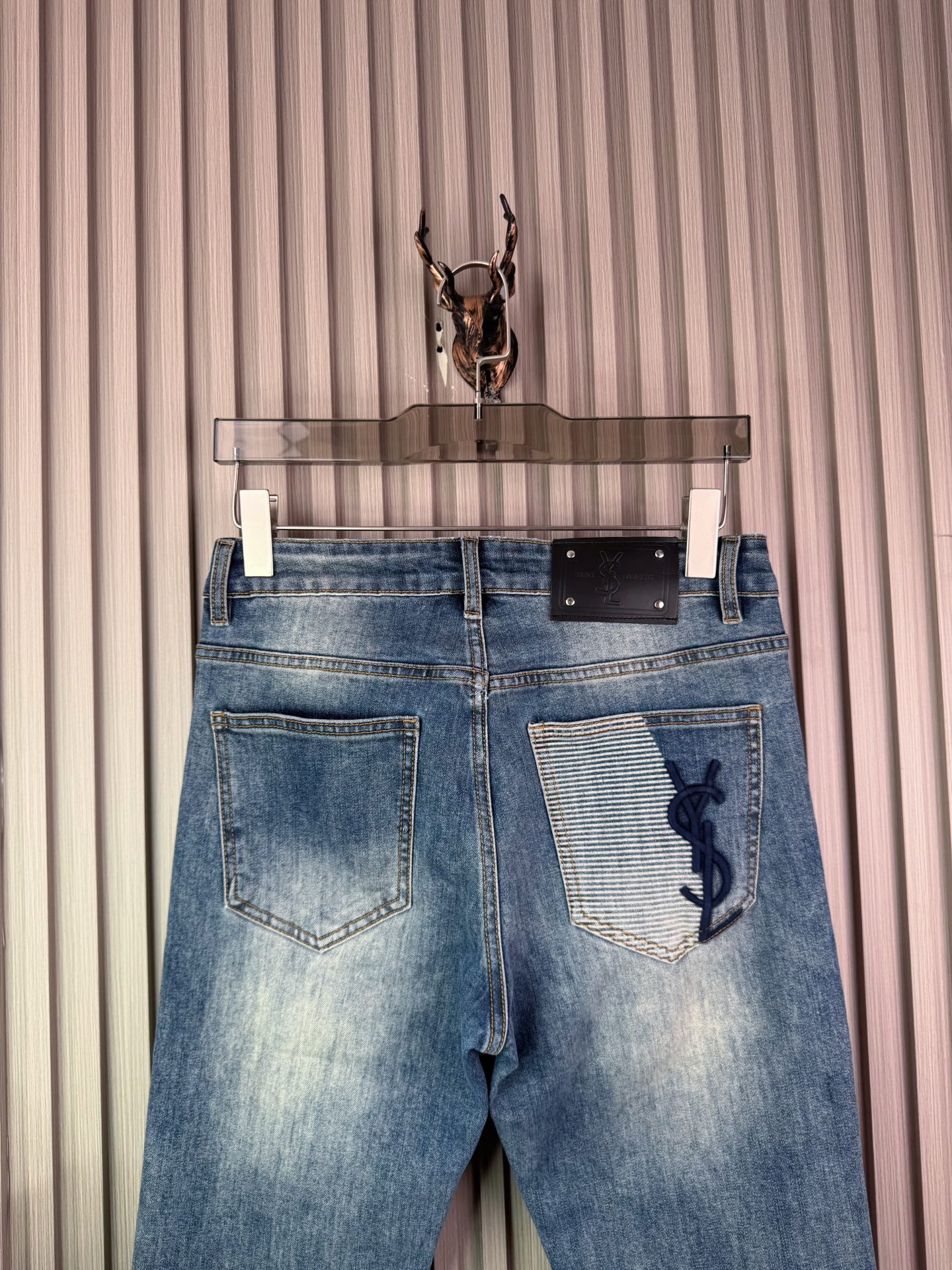 YSL男士修身小脚牛仔裤 - 柔らかく快適な定制面料