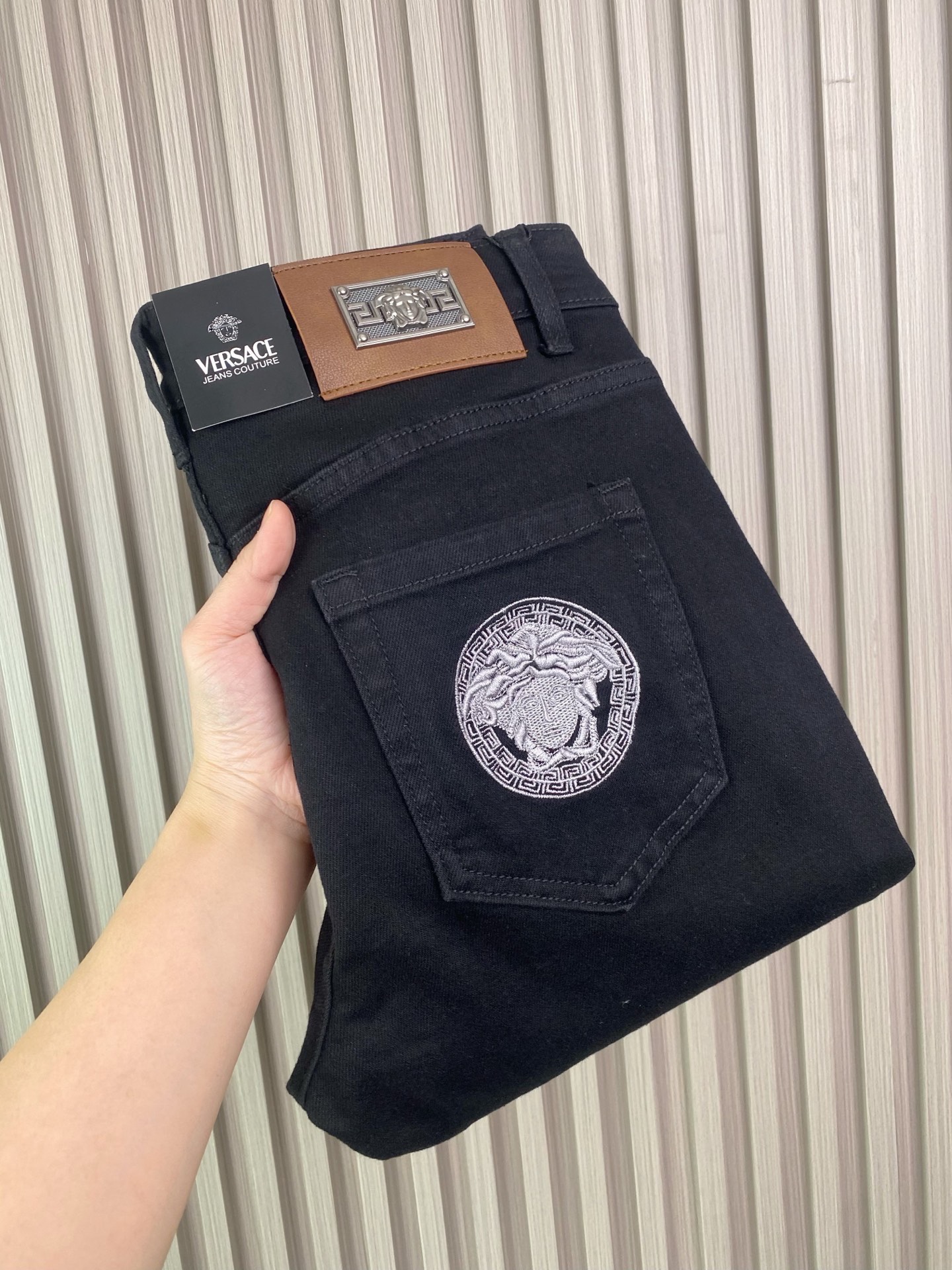 范思哲 男士修身小脚牛仔裤 柔らかく快適なカスタム素材