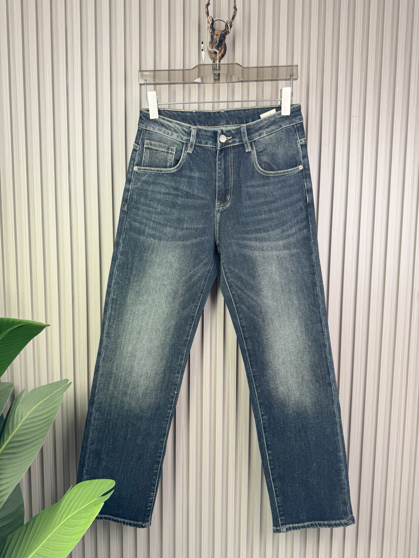 芬迪 男士宽松阔腿直筒牛仔裤 保暖・柔らかい