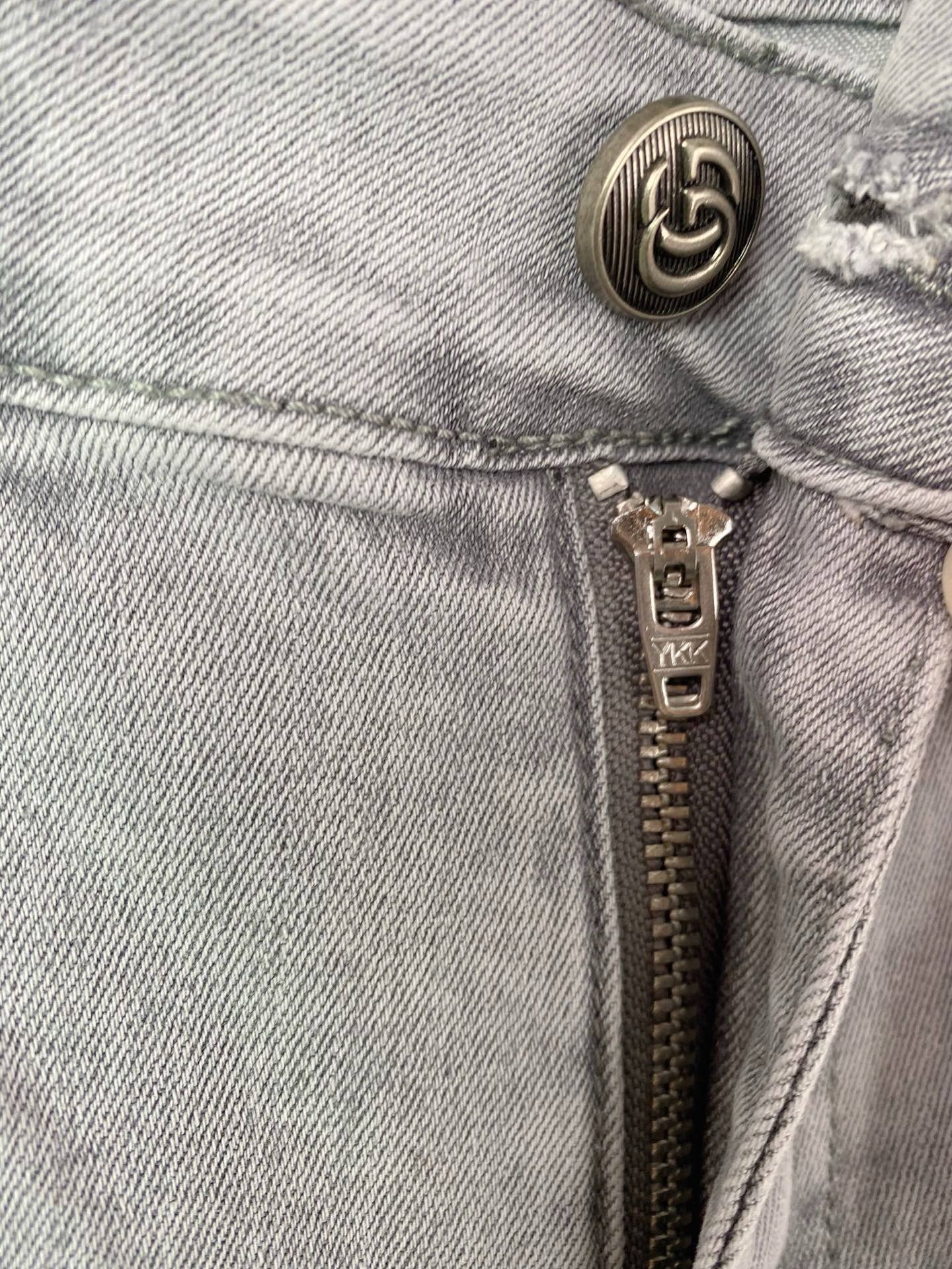 古驰男修身小脚牛仔裤 - 柔らかく快適なカスタムファブリック