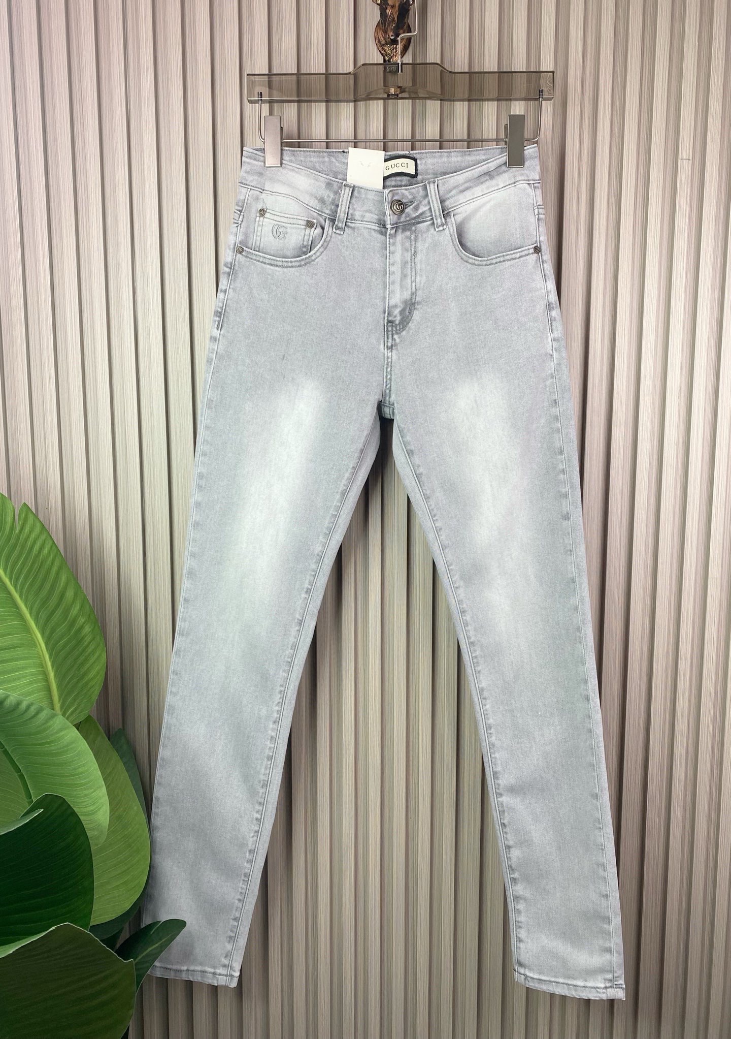 古驰男修身小脚牛仔裤 - 柔らかく快適なカスタムファブリック