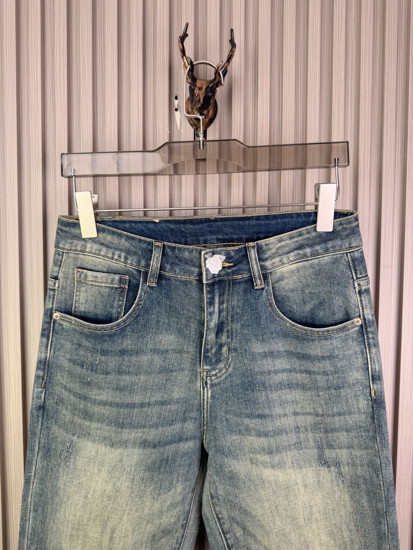 P300男士宽松阔腿直筒牛仔裤 - 柔らかく快適な着心地