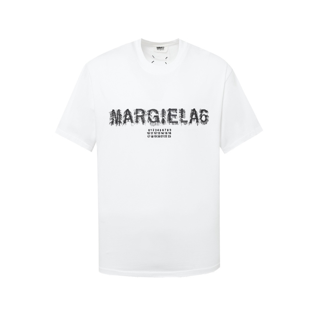 Maison Margiela, nuevo para SS24, nueva técnica de bordado, técnica de desgaste y flecos con letras, diseño c…