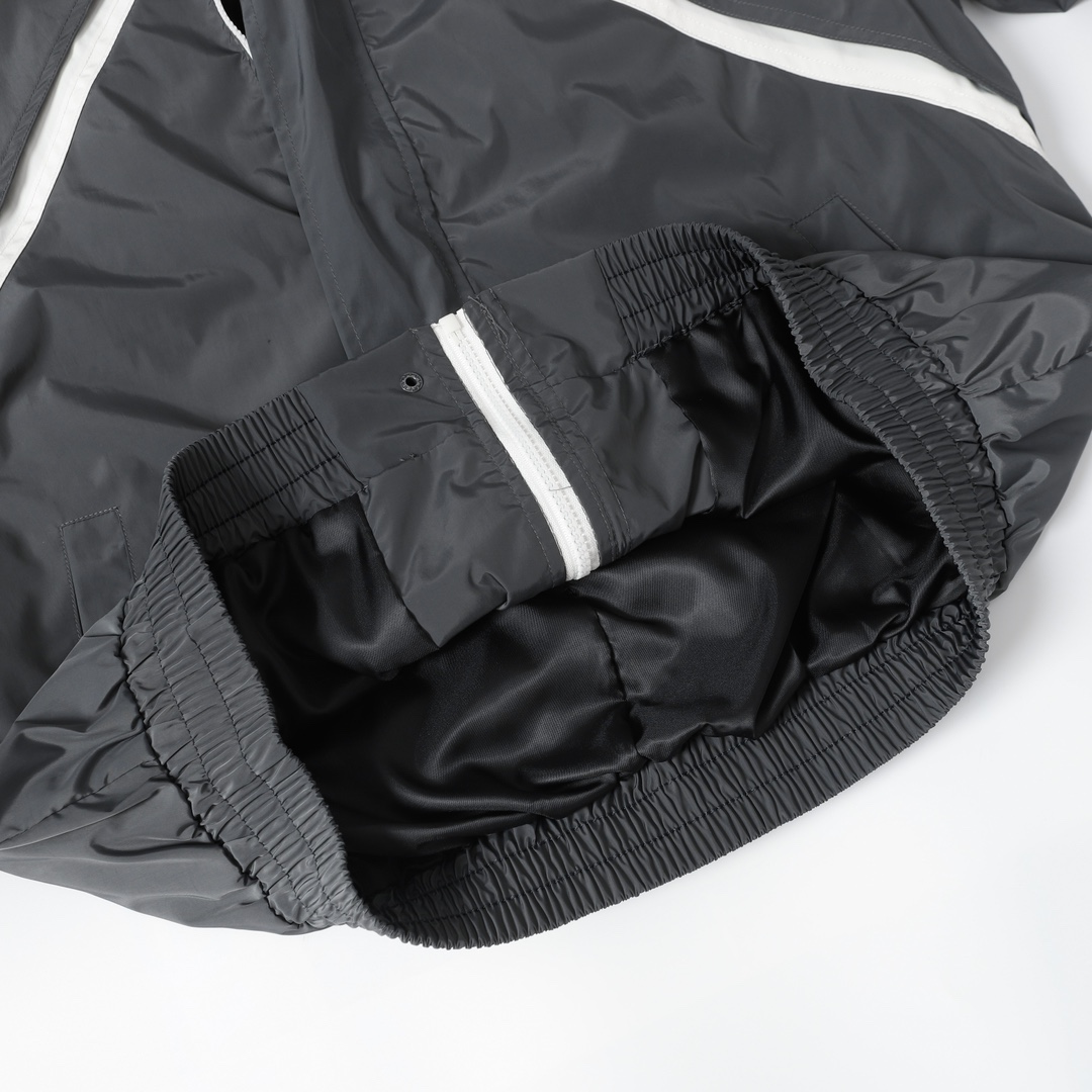 BALENCIAGA巴黎世家 24FW风衣外套 5