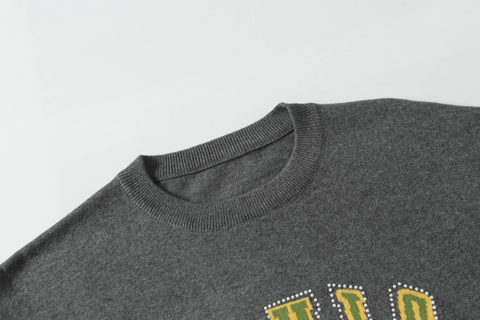 Louis Vuitton Logo Jacquard Knit Crew Neck Short Sleeve T-Shirt Unisex 4 i1740239775614 534 0 2
