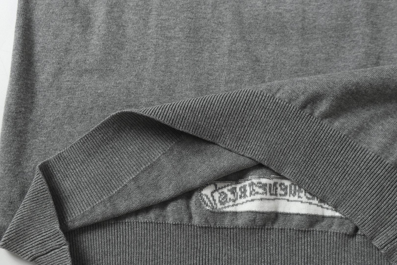 “Chrome Hearts Clothing Details: Logo Sweaters and T-Shirts in XS-L Sizes” - 图片 7