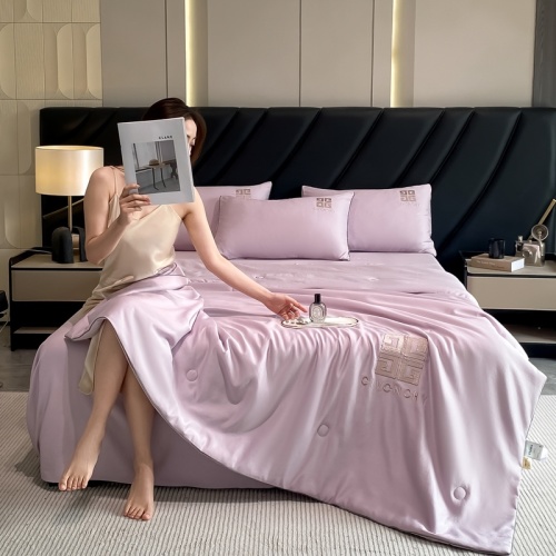 Luxury Style Washed Silk Summer Quilt Four-Piece Set - Soft, Breathable Bedding 1 Luxury Style Washed Silk Summer Quilt Four-Piece Set - Soft, Breathable Bedding