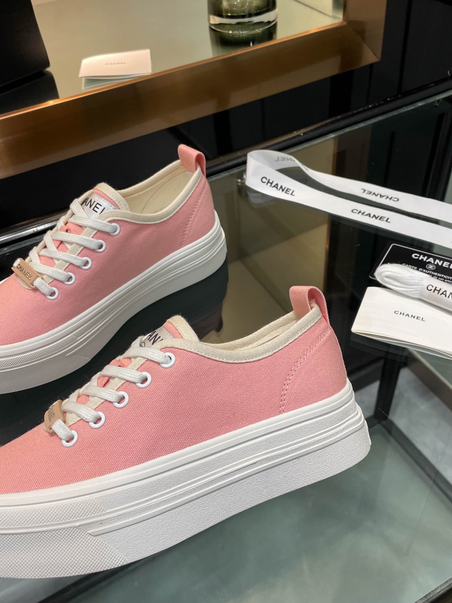 Chanel 2025SS Pink Canvas Platform Sneakers - Chic & Comfortable 8 i1740924837619 7250 0 5