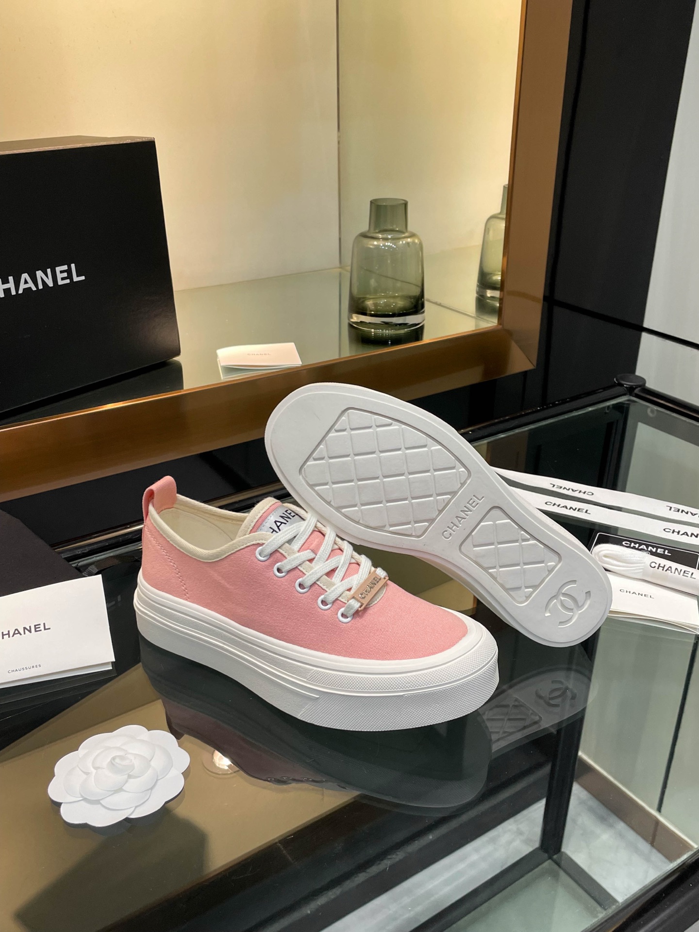 Chanel 2025SS Pink Canvas Platform Sneakers - Chic & Comfortable 10 i1740924837677 9546 0 8