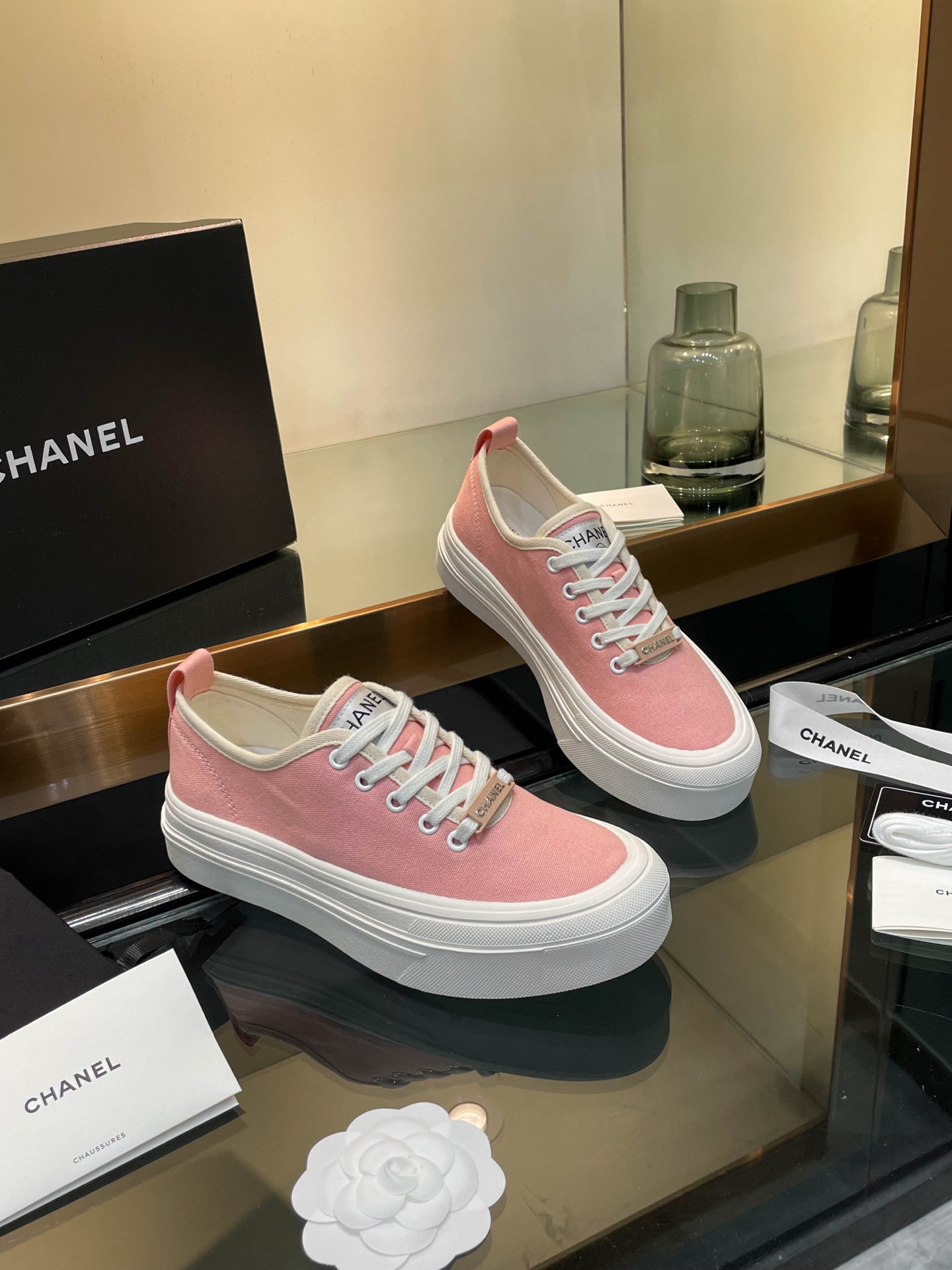 Chanel 2025SS Pink Canvas Platform Sneakers - Chic & Comfortable 4 i1740924837679 7477 0 1