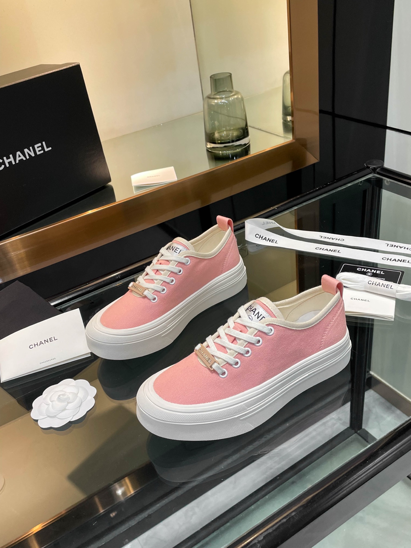 Chanel 2025SS Pink Canvas Platform Sneakers - Chic & Comfortable 5 i1740924854793 8414 0 2