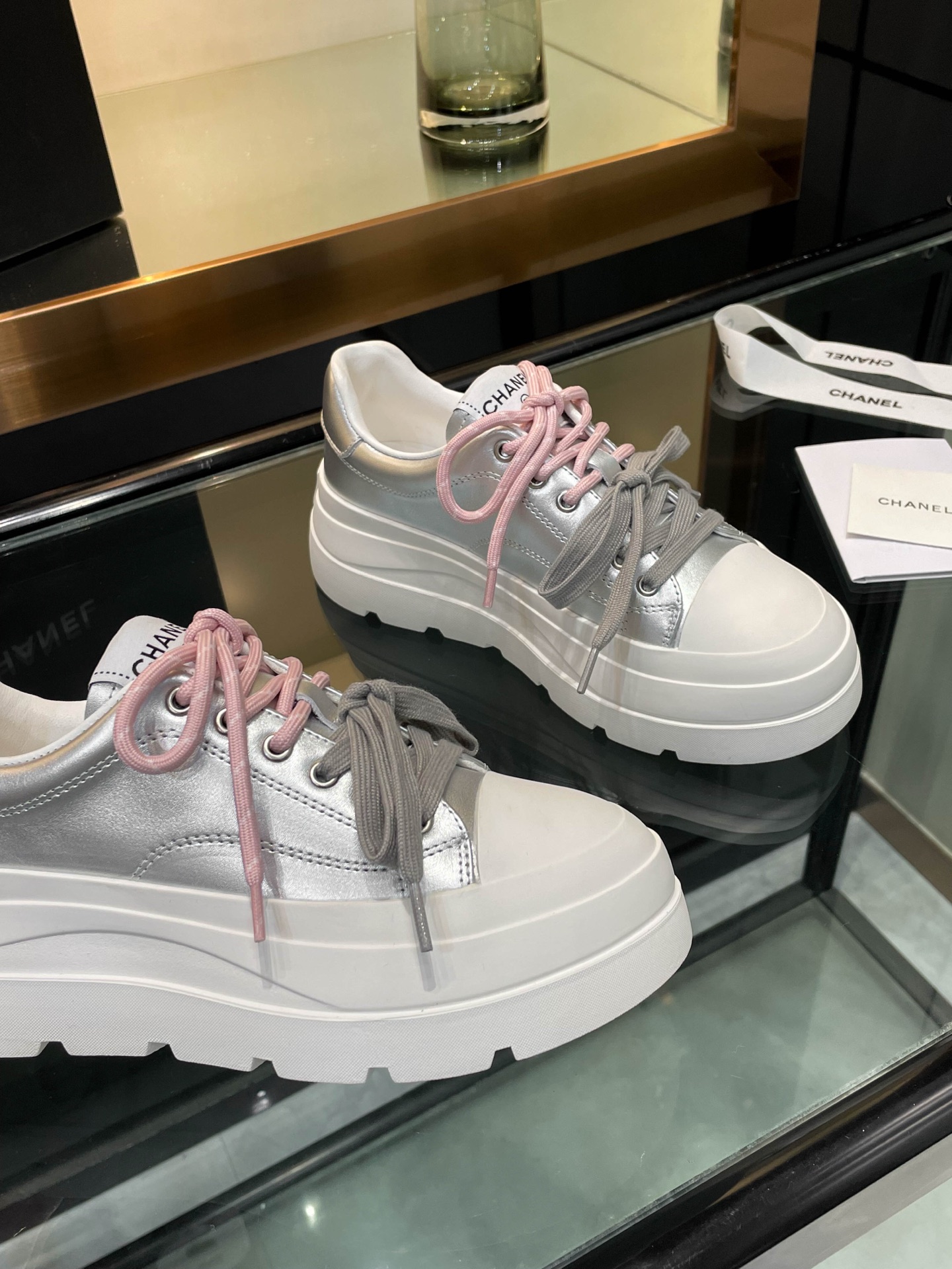 Chanel 25S Panda Colorblock Sneakers, Chic Lace-Up Design, Comfortable Fit 7 i1742241407991 4399 0 4