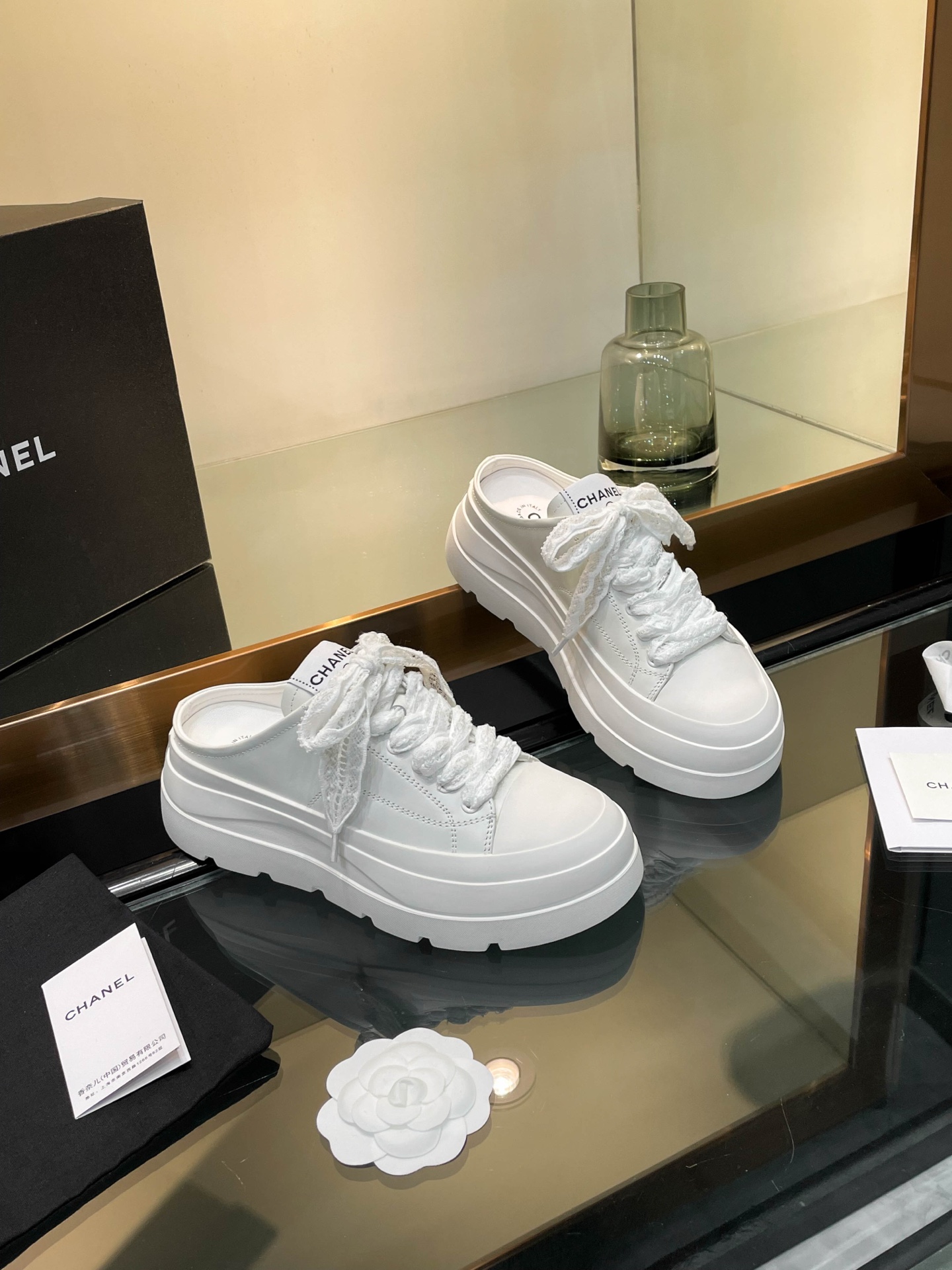 Chanel 25S Panda Colorblock Casual Sneakers - Trendy and Comfortable 9 i1742242243823 1567 0 7