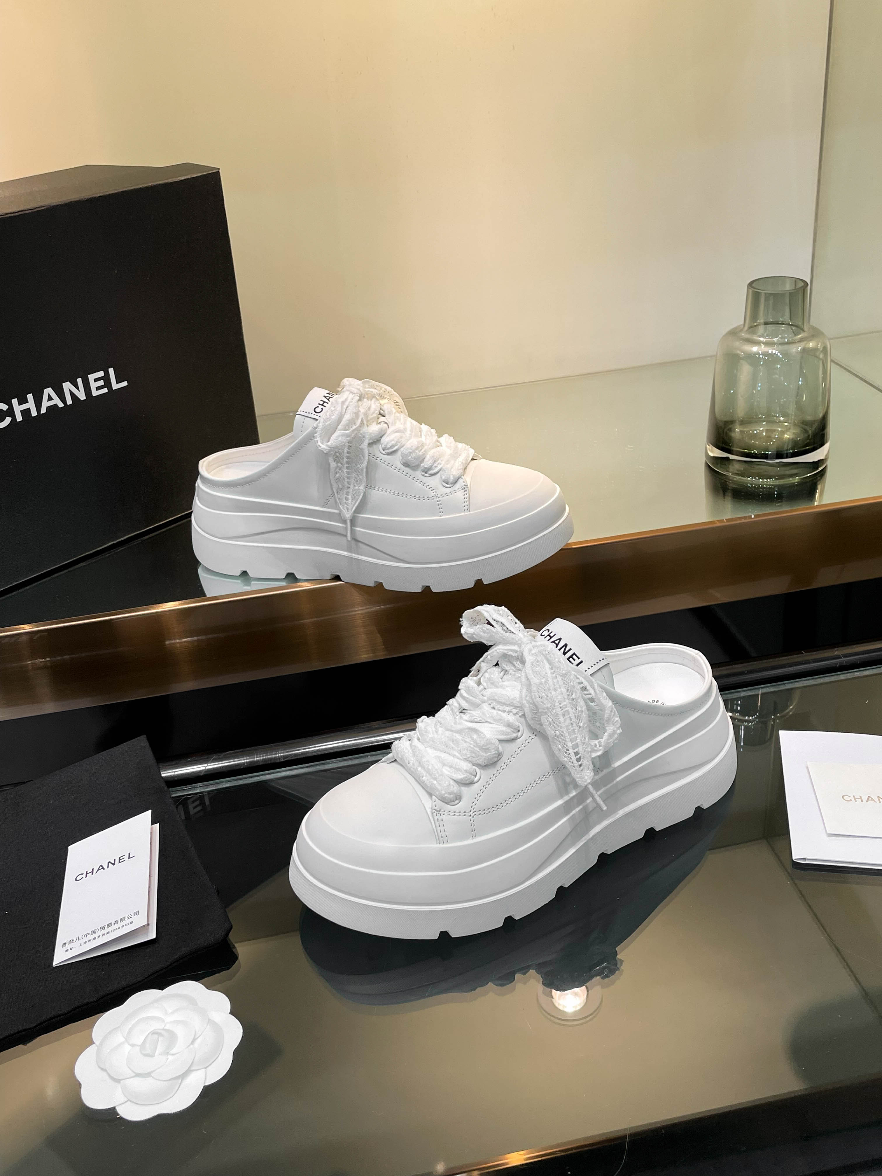 Chanel 25S Panda Colorblock Casual Sneakers - Trendy and Comfortable 6 i1742242244701 2548 0 3