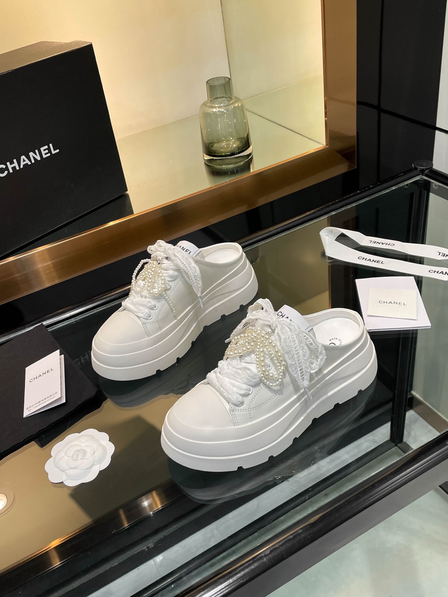 Chanel 25S Panda Colorblock Casual Sneakers - Trendy and Comfortable 4 i1742242244860 4892 0 1