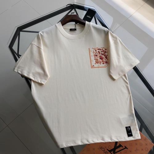 Fendi Printed Pocket Tee - Stylish Crew Neck T-Shirt with FF Logo 1 Fendi Printed Pocket Tee - Stylish Crew Neck T-Shirt with FF Logo