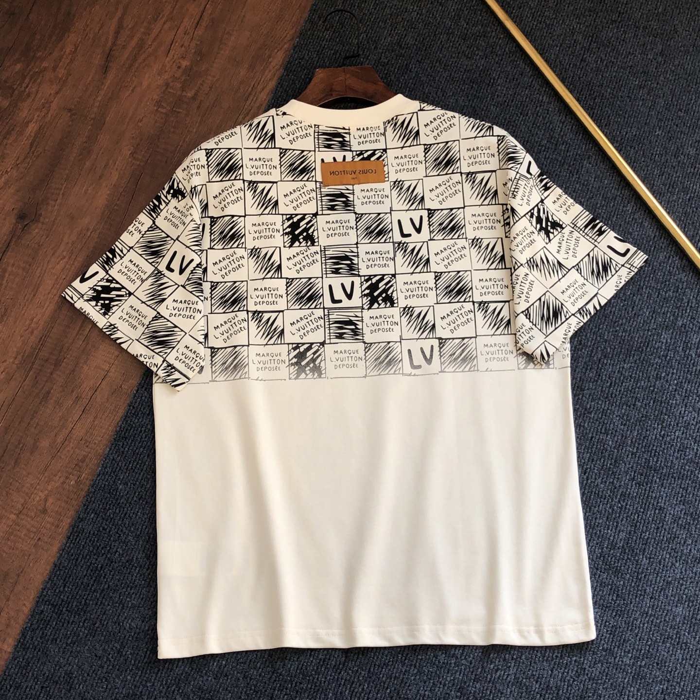 Alternative view of Louis Vuitton T-Shirt 08570