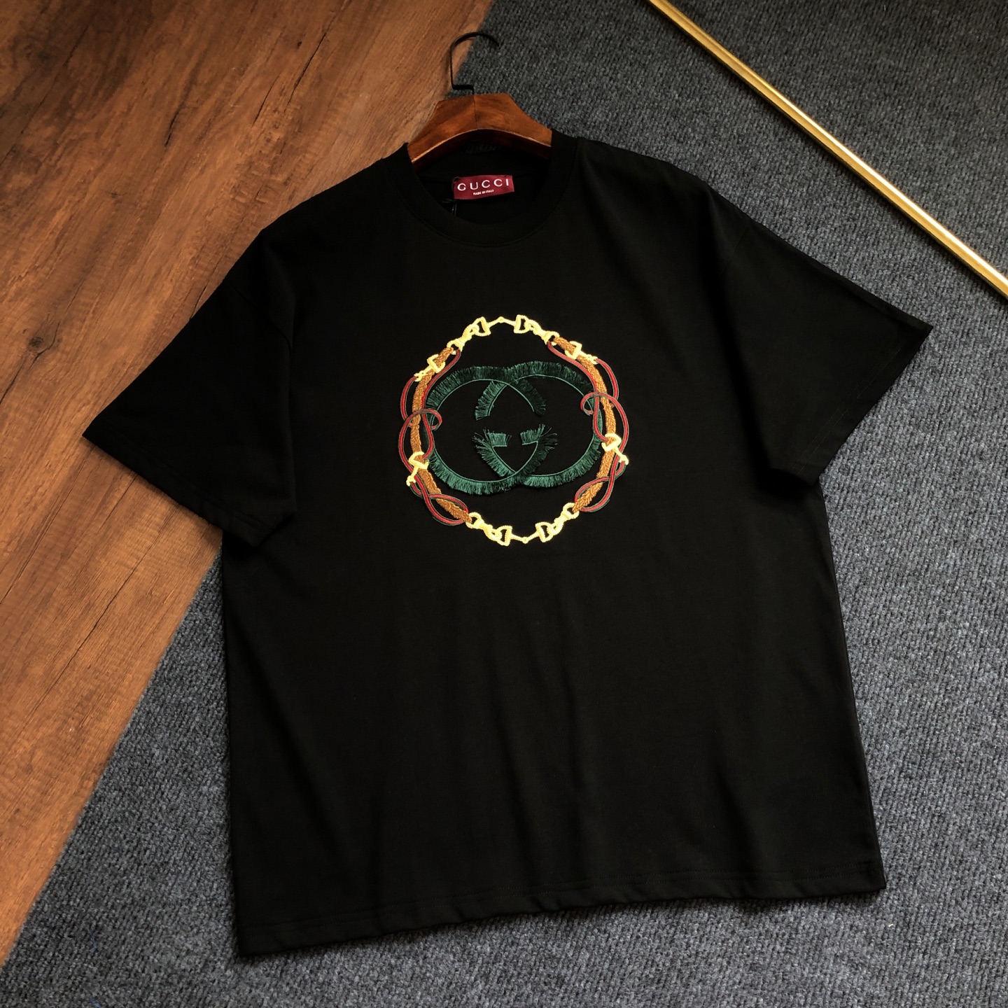 P85 Gucci Gucci 2026 primavera/verano nueva camiseta de manga corta con logo bordado ⚠tejido original⚠alta versión⚠alta…