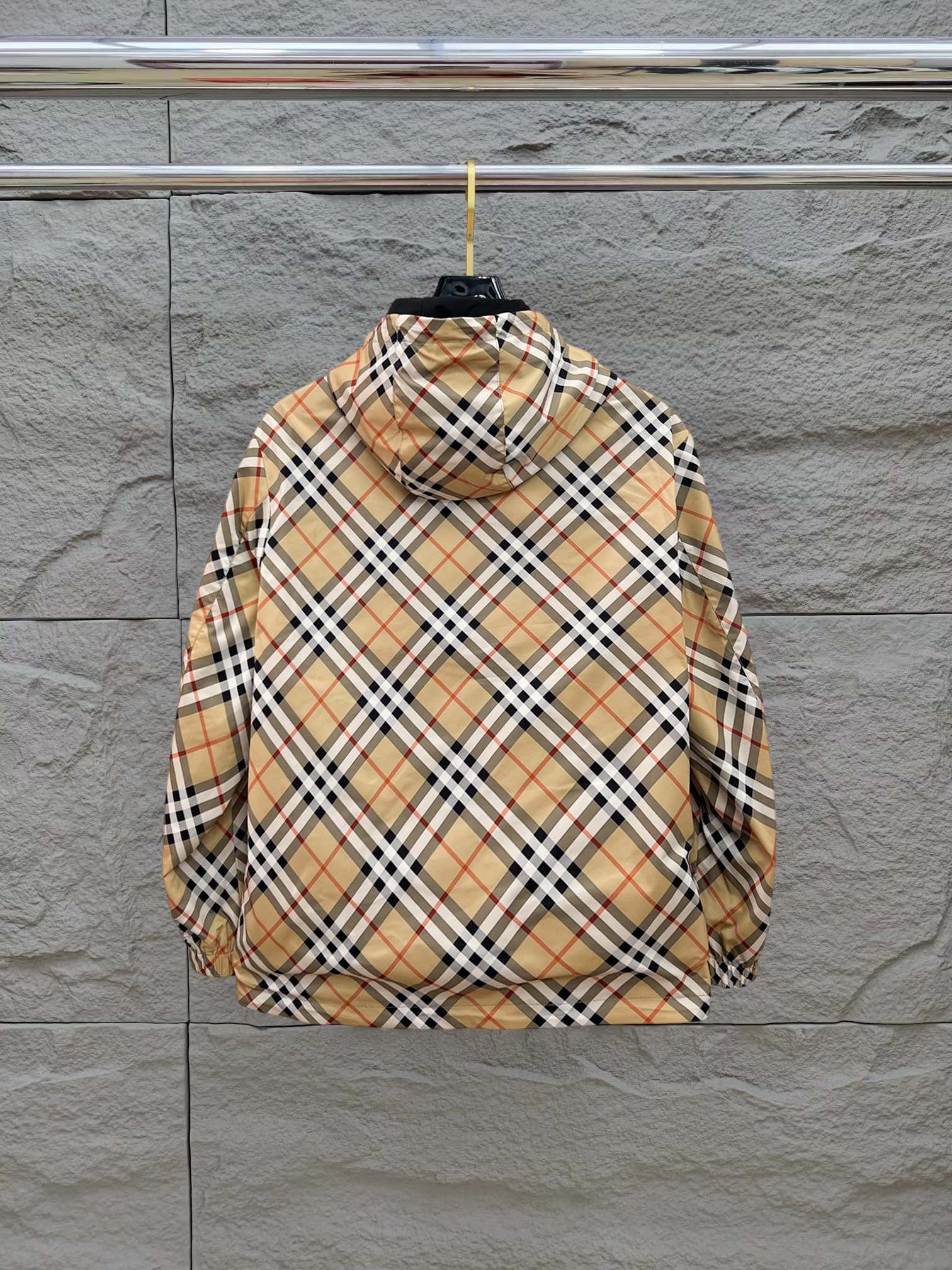 Alternative view of Burberry Jacket 01834