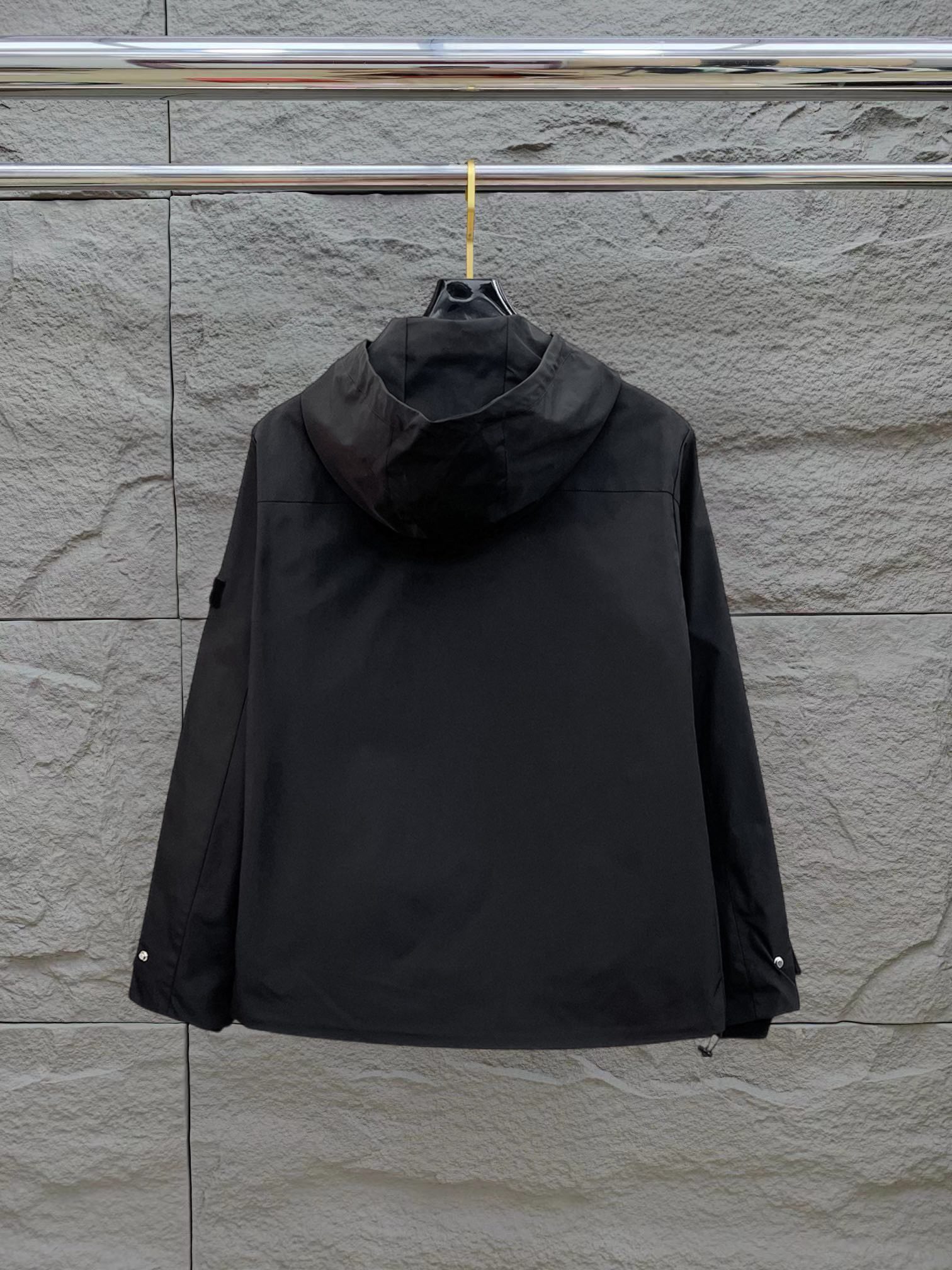 Alternative view of Burberry Jacket 01866