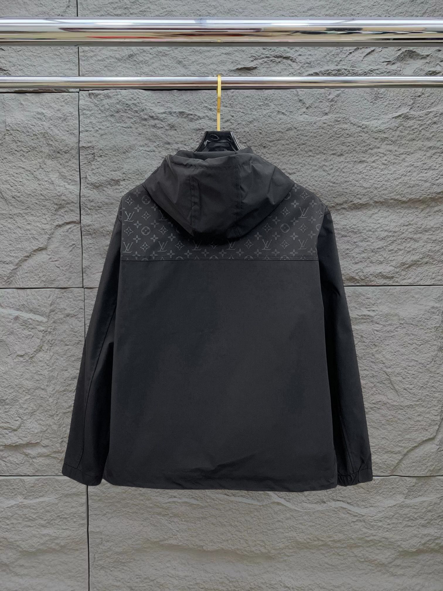 Alternative view of Louis Vuitton Jacket 01882