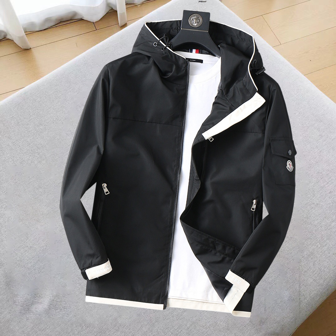 NO:124381,The new jacket and jacket for the spring of 2025 are perfect in the show, comfortable and warm, the three-standard complete colors and full and attractive, and the very outstanding design easily advances the sense of fashion. The workmanship is extremely exquisite and rigorous, and the wiring is neat and meticulous!  A masterpiece of a big-name designer!  The upper body doesn't look bloated and super handsome!  Spot code M ~ XXXL,,Moncler,jackets & coats,jackets & coats,alexander wang19860909蒙口 2025开春新款夹克外套,秀场新品品相非常完美,舒适保暖,三标齐全色泽饱满诱人,非常出彩的设计,轻松将时髦感进阶,做工极为考究严谨,走线工整细致！大牌设计师巨作！上身不显臃肿、超级帅气！现货码数M ～ XXXL,,Moncler,jackets & coats,jackets & coats,alexander wang,Men's clothing