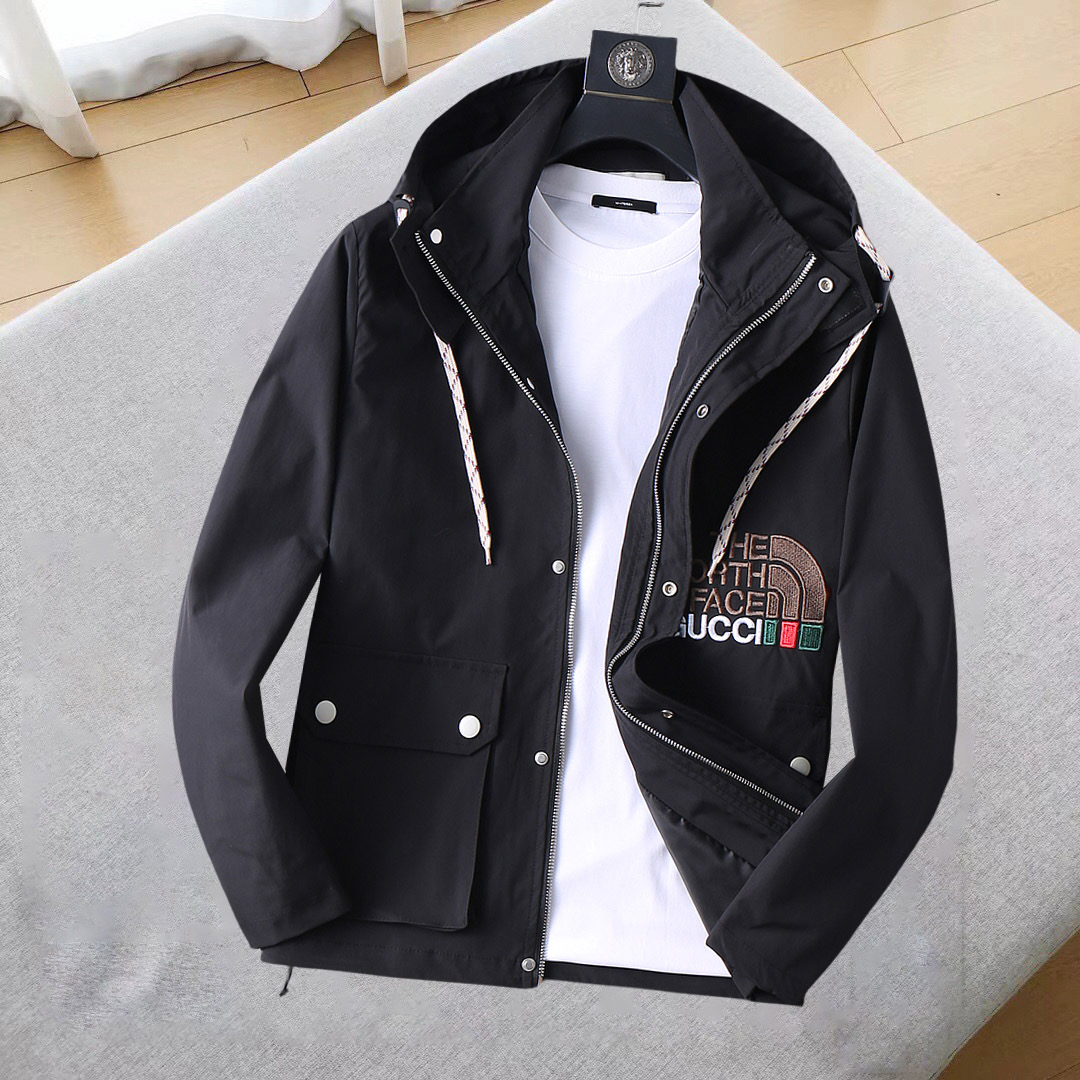 NO:124396,Guqi 2025 Spring New Jacket Jacket, the new product on the show is perfect, comfortable and warm, the three standards are complete in color and full and attractive, and the very outstanding design easily advances the sense of fashion, the workmanship is extremely exquisite and rigorous, and the wiring is neat and meticulous!  A masterpiece of a big-name designer!  The upper body doesn't look bloated and super handsome!  Spot code M ~ XXXL,,jackets & coats,jackets & coats,alexander wang19860909古奇 2025开春新款夹克外套,秀场新品品相非常完美,舒适保暖,三标齐全色泽饱满诱人,非常出彩的设计,轻松将时髦感进阶,做工极为考究严谨,走线工整细致！大牌设计师巨作！上身不显臃肿、超级帅气！现货码数M ～ XXXL,,jackets & coats,jackets & coats,alexander wang,Men's clothing