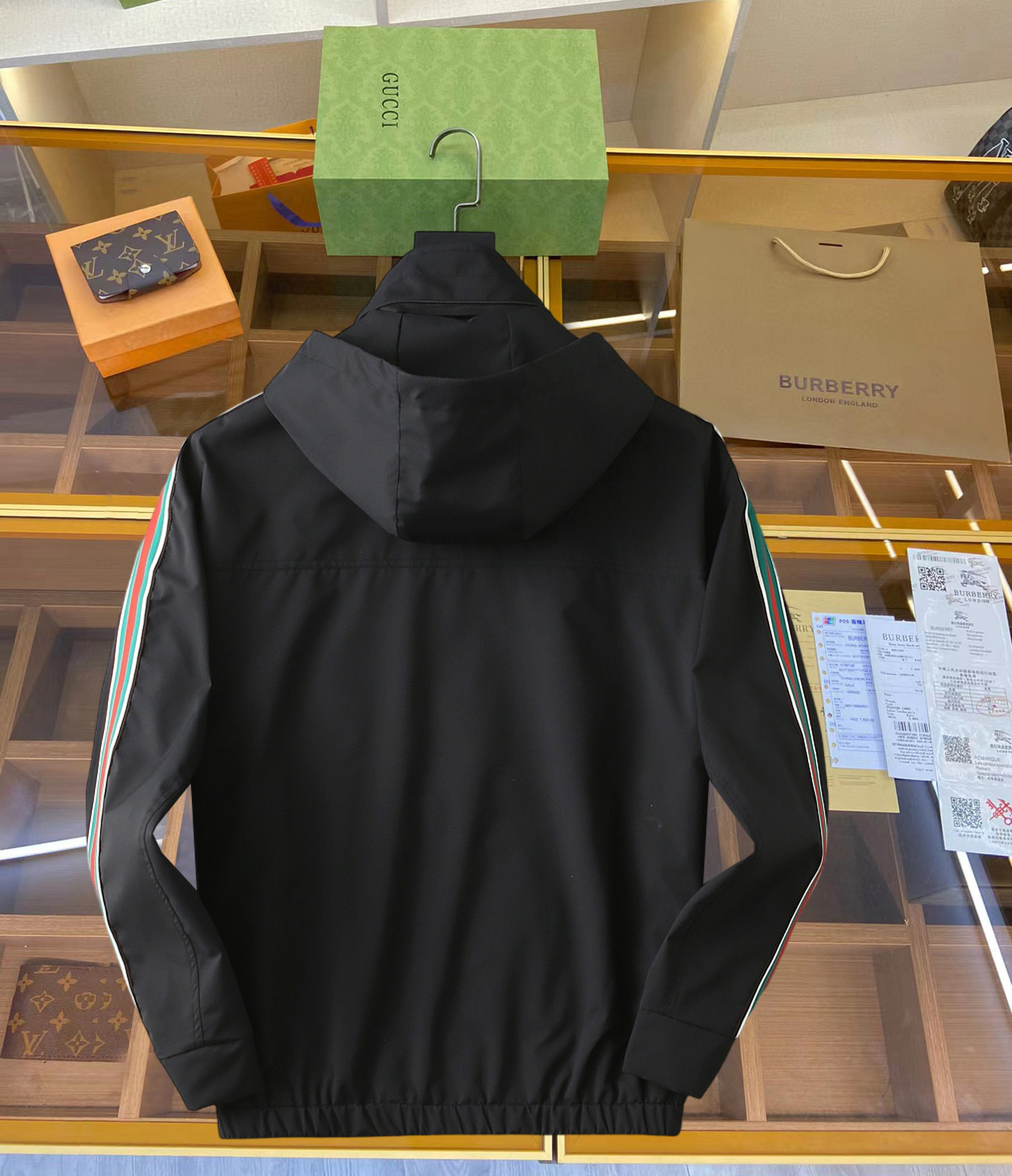Alternative view of Jacket 00526