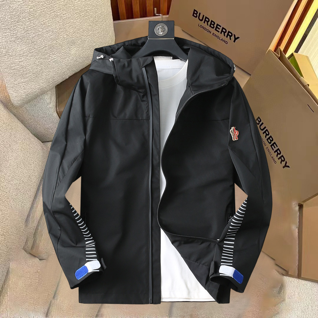 Moncler Jacket 09210