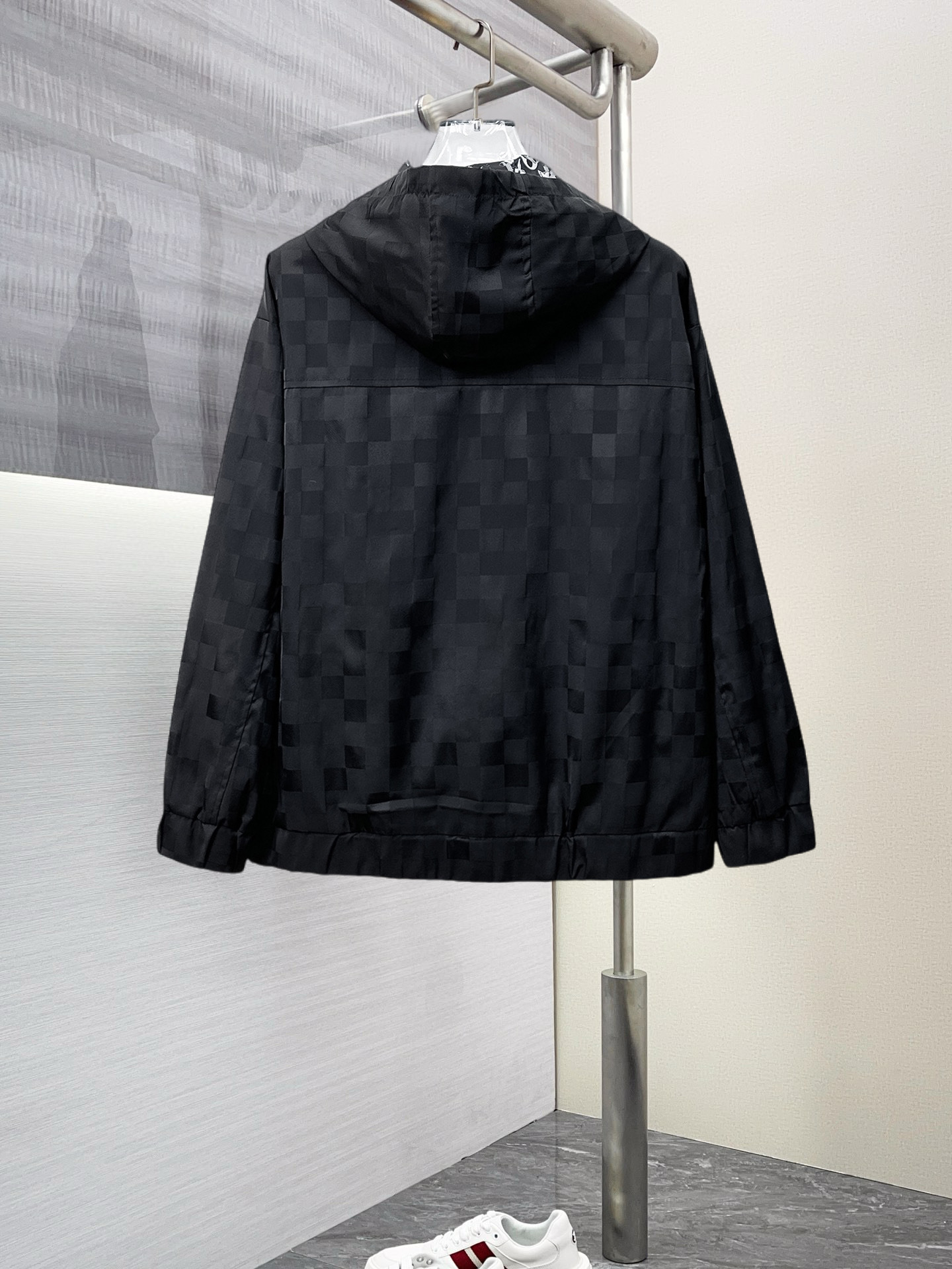 Alternative view of Louis Vuitton Jacket 09053