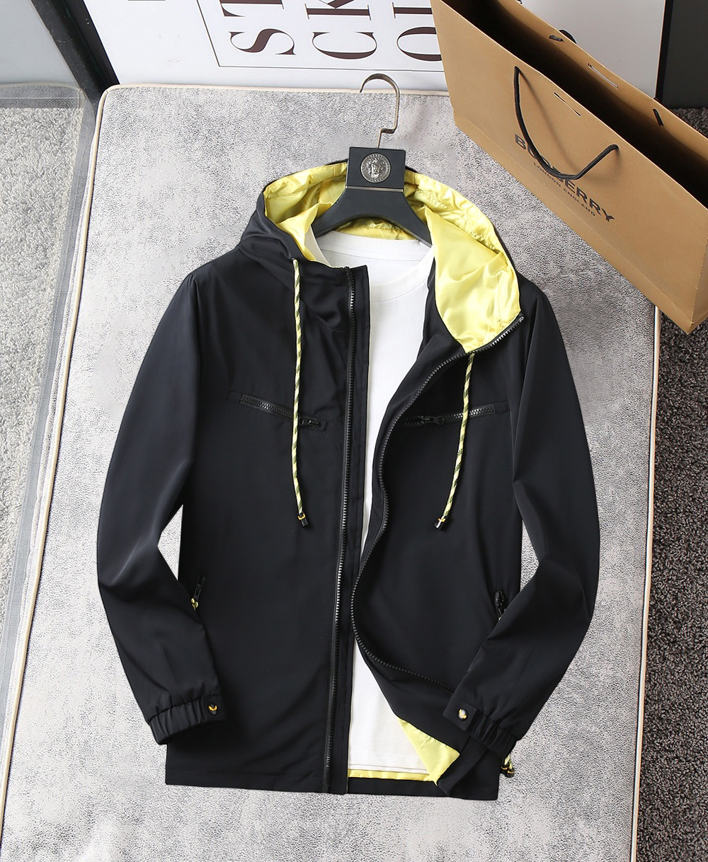 NO:761956,Fendi's 2026 spring new jacket, the new product on the show is in perfect condition, comfortable and warm, complete with three labels, full and attractive color, very outstanding design, easily enhances the sense of fashion, extremely elegant and rigorous workmanship, neat and meticulous wiring!  A masterpiece from a famous designer!  The upper body does not look bloated and is super handsome!  Available sizes M ~ XXXL,,fendi,jackets & coats,jackets & coats,19860909芬迪 2026开春新款夹克外套,秀场新品品相非常完美,舒适保暖,三标齐全色泽饱满诱人,非常出彩的设计,轻松将时髦感进阶,做工极为考究严谨,走线工整细致！大牌设计师巨作！上身不显臃肿、超级帅气！现货码数M ～ XXXL,,fendi,jackets & coats,jackets & coats,,Men's clothing