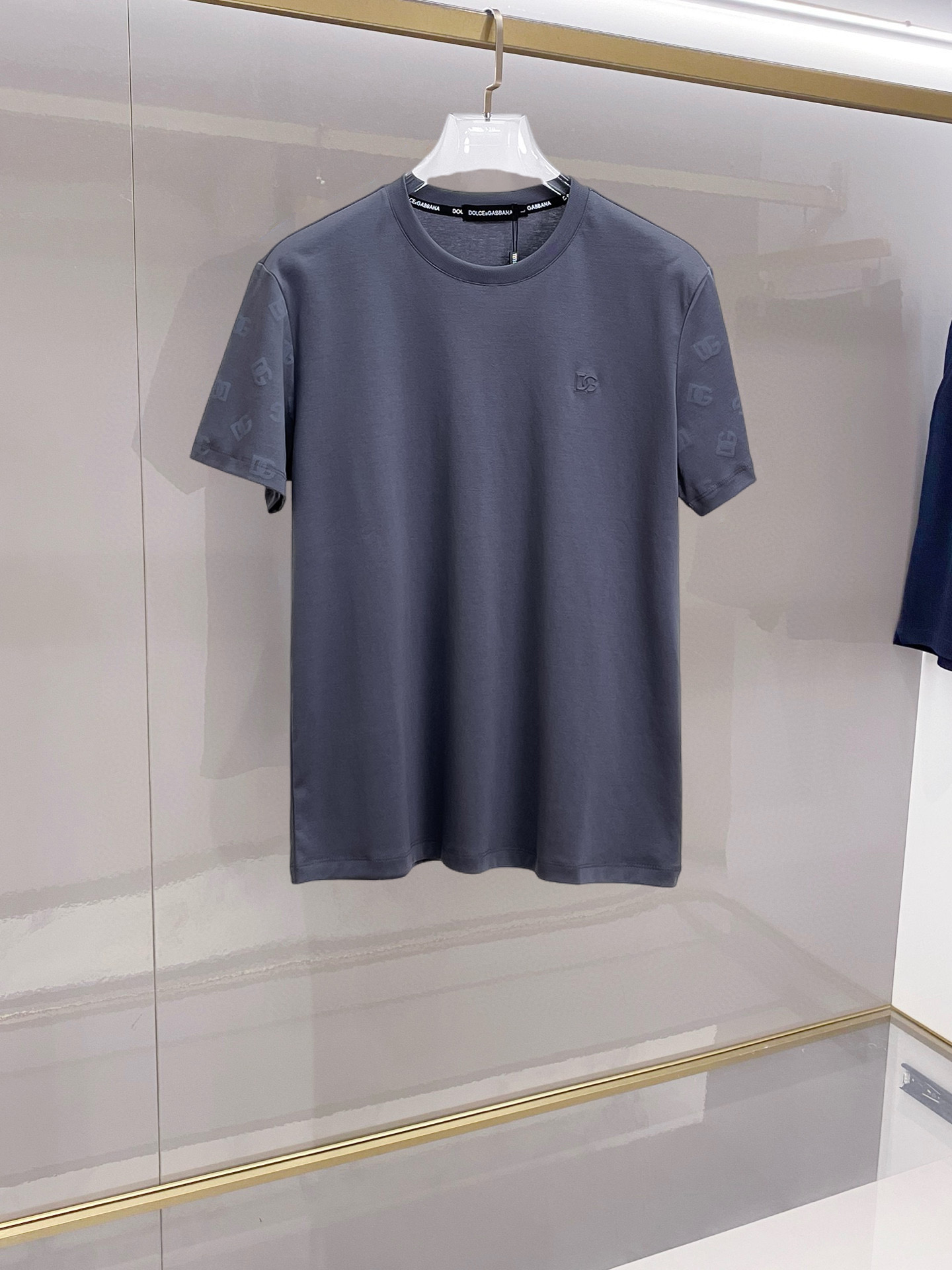 Alternative view of T-Shirt 03196