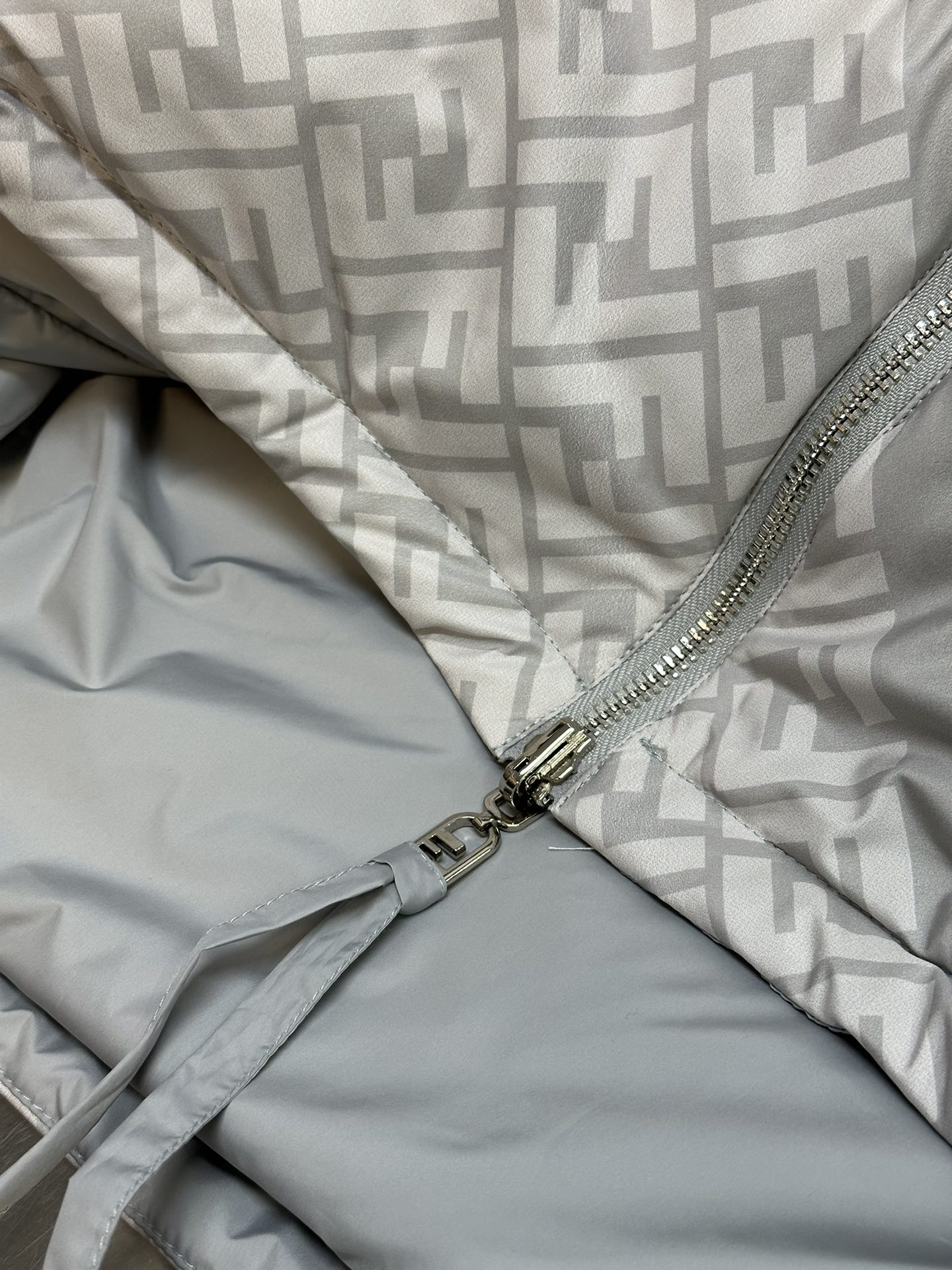 芬迪 Fendi 高定典藏名品高定成衣时装外套连衣裙衬衫T恤 #A7147F9C 9