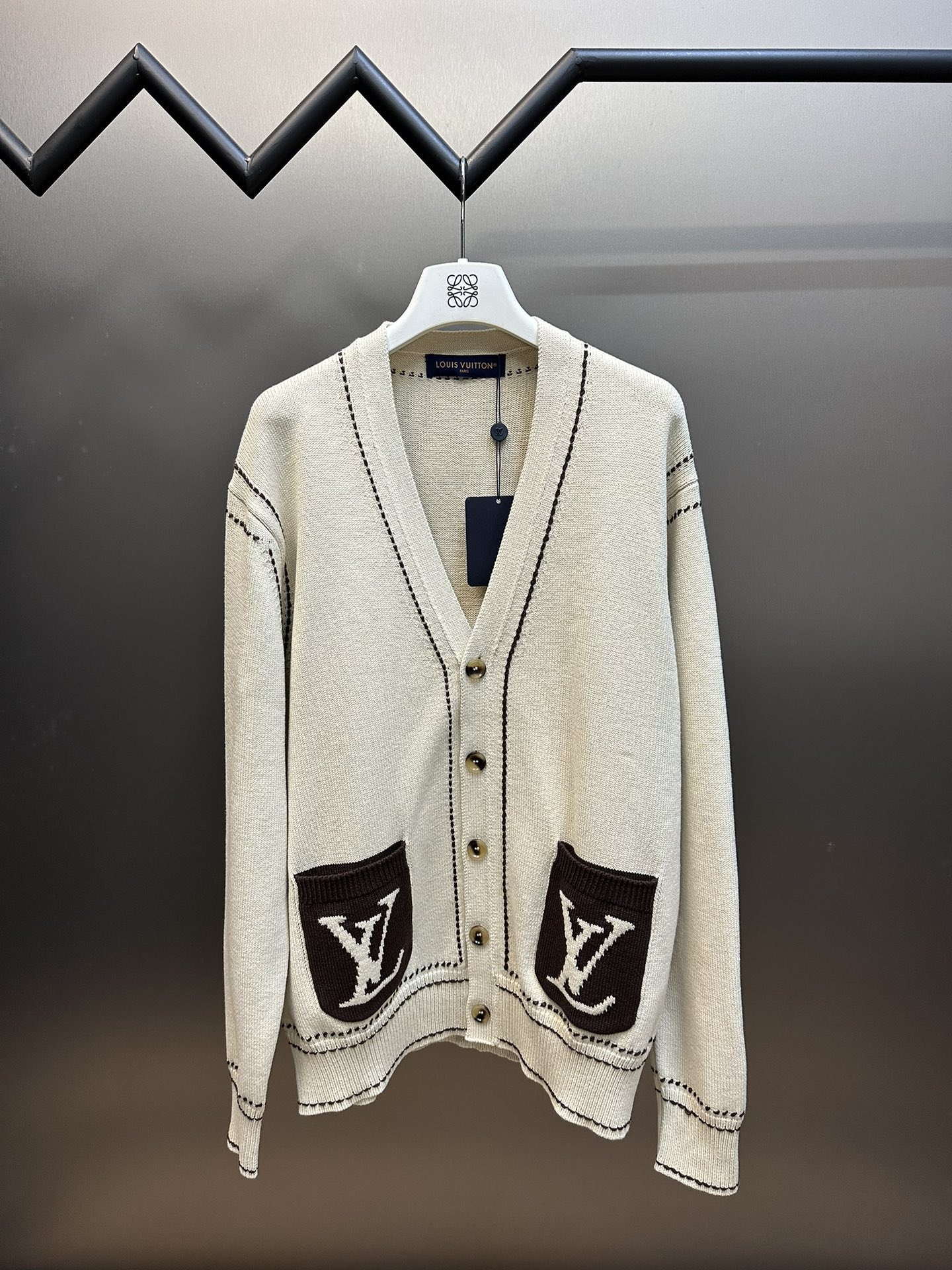 Louis Vuitton Kleding Cardigans Abrikos kleur Koffiekleur Katoen Breien